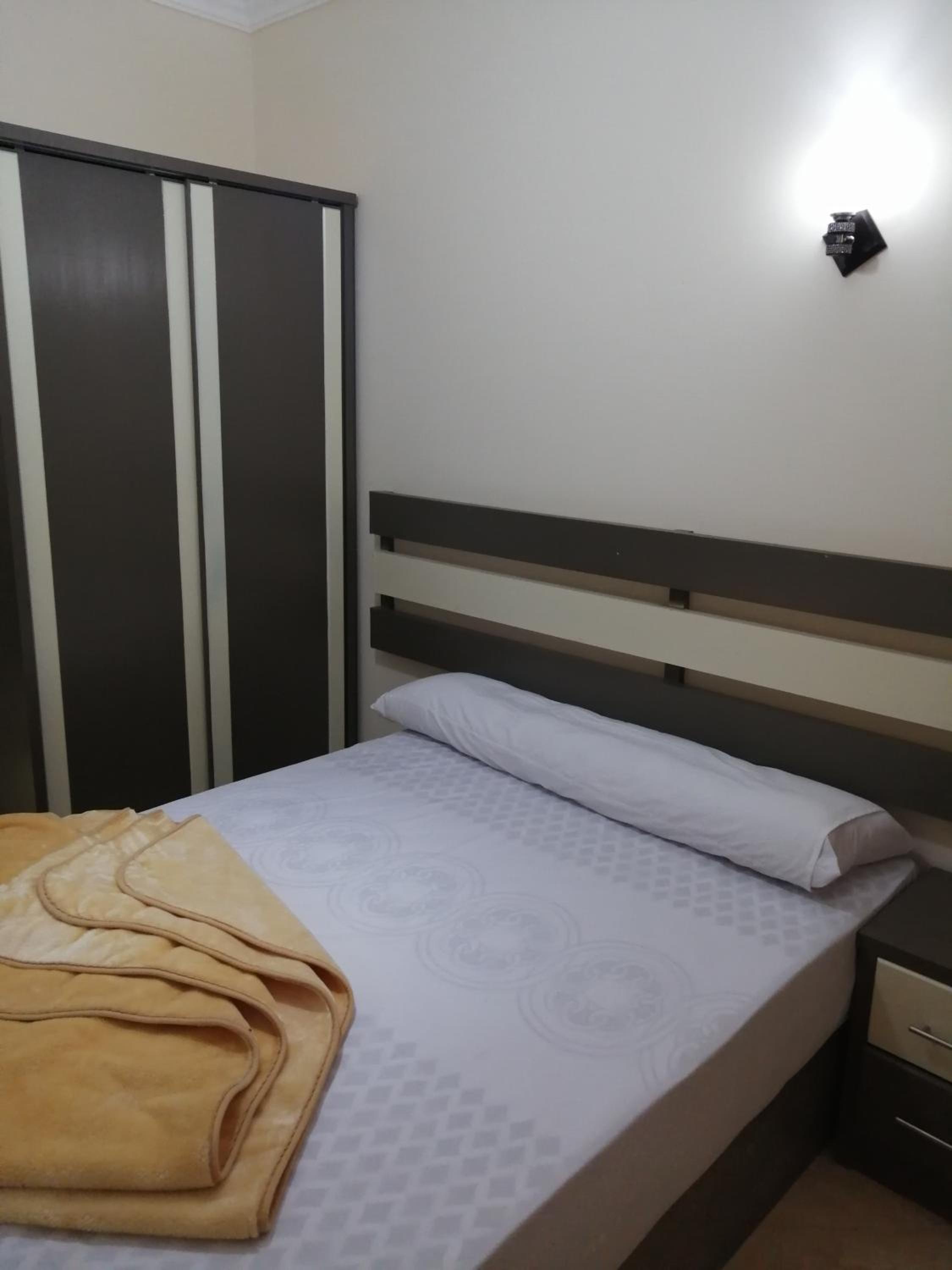 One-Bedroom Apartment - Photo 1