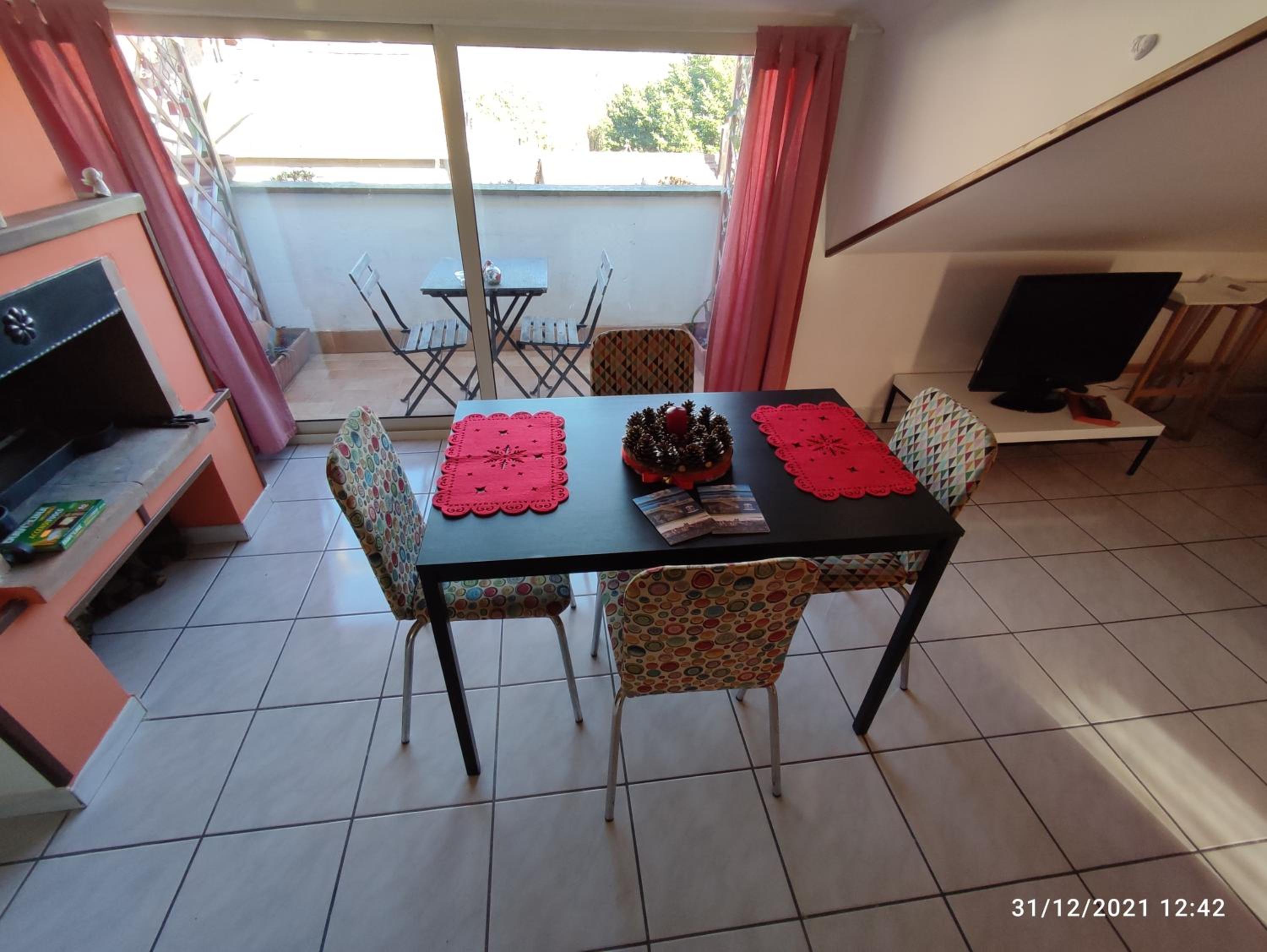 One-Bedroom Apartment - Photo 11