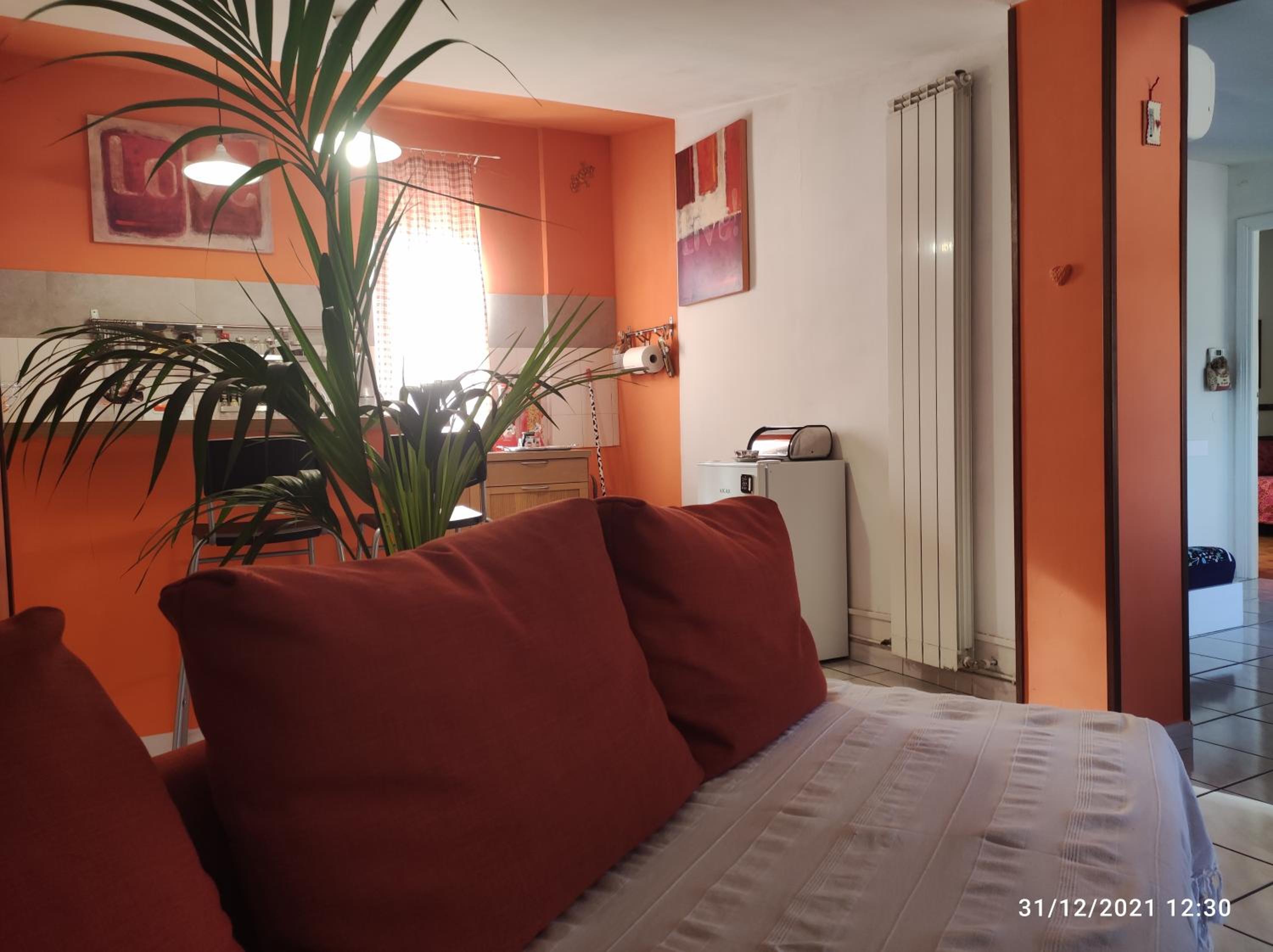 One-Bedroom Apartment - Photo 12