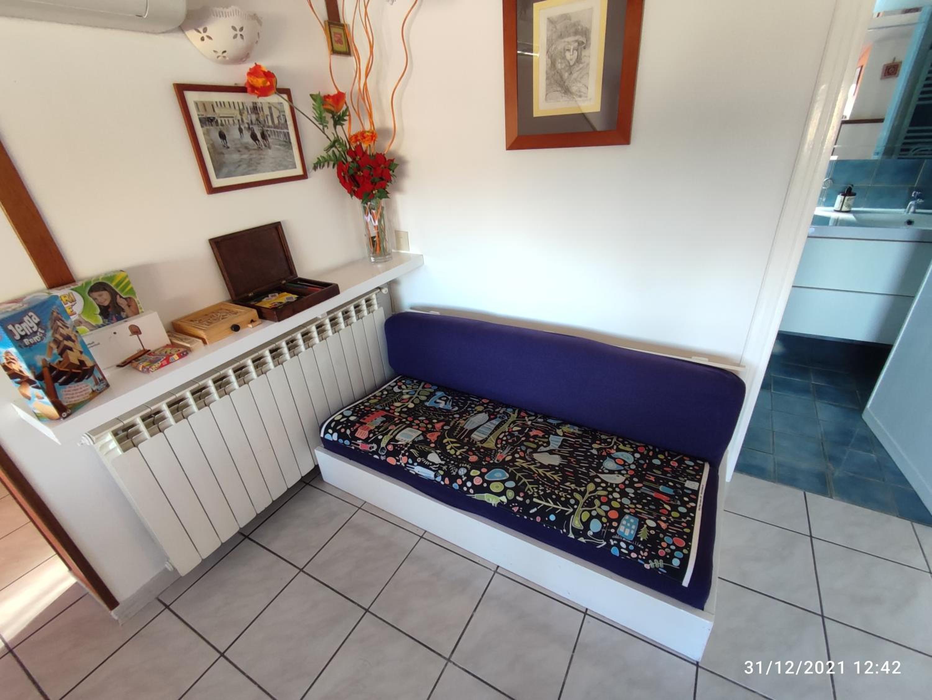 One-Bedroom Apartment - Photo 17