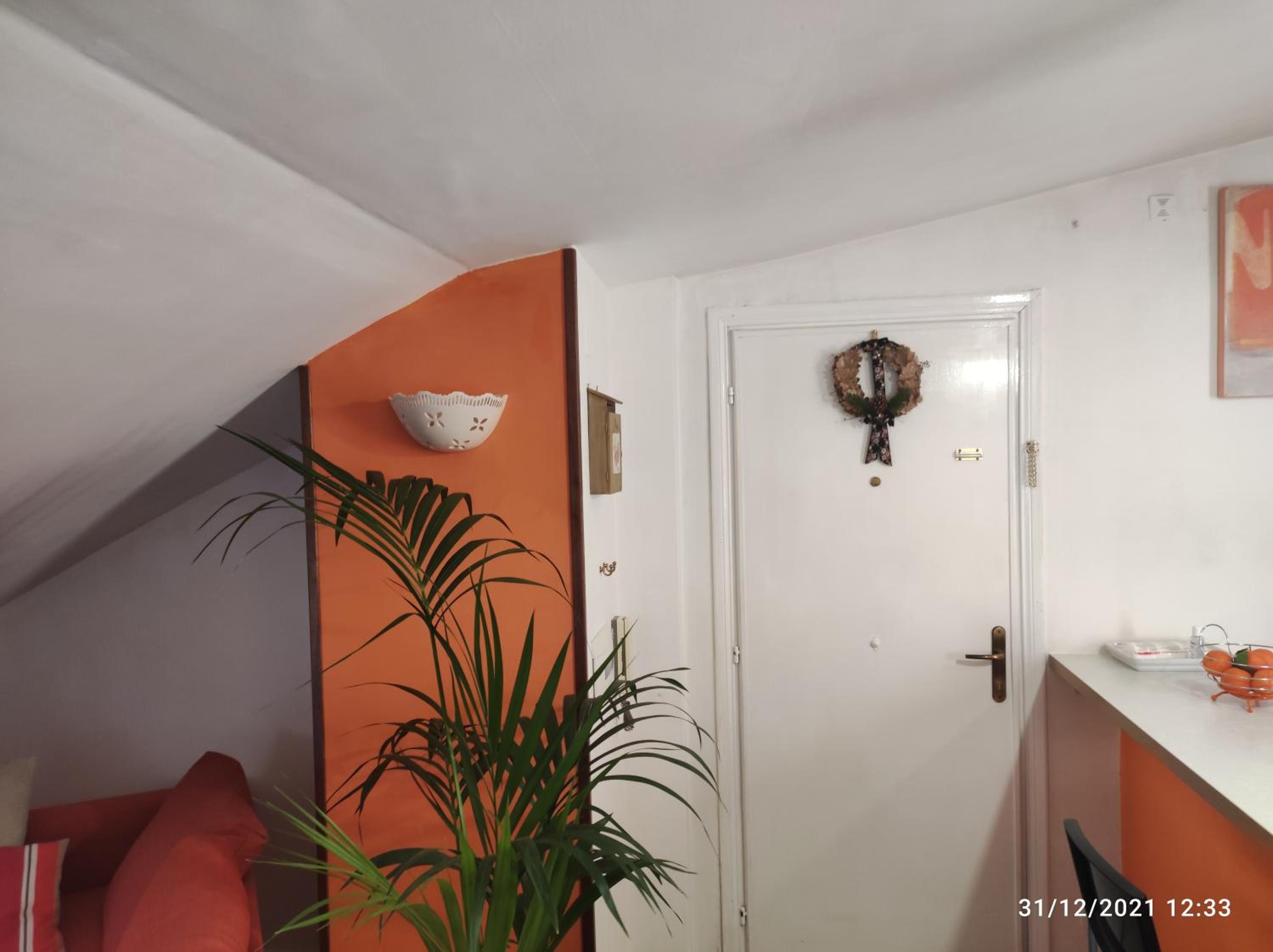 One-Bedroom Apartment - Photo 22