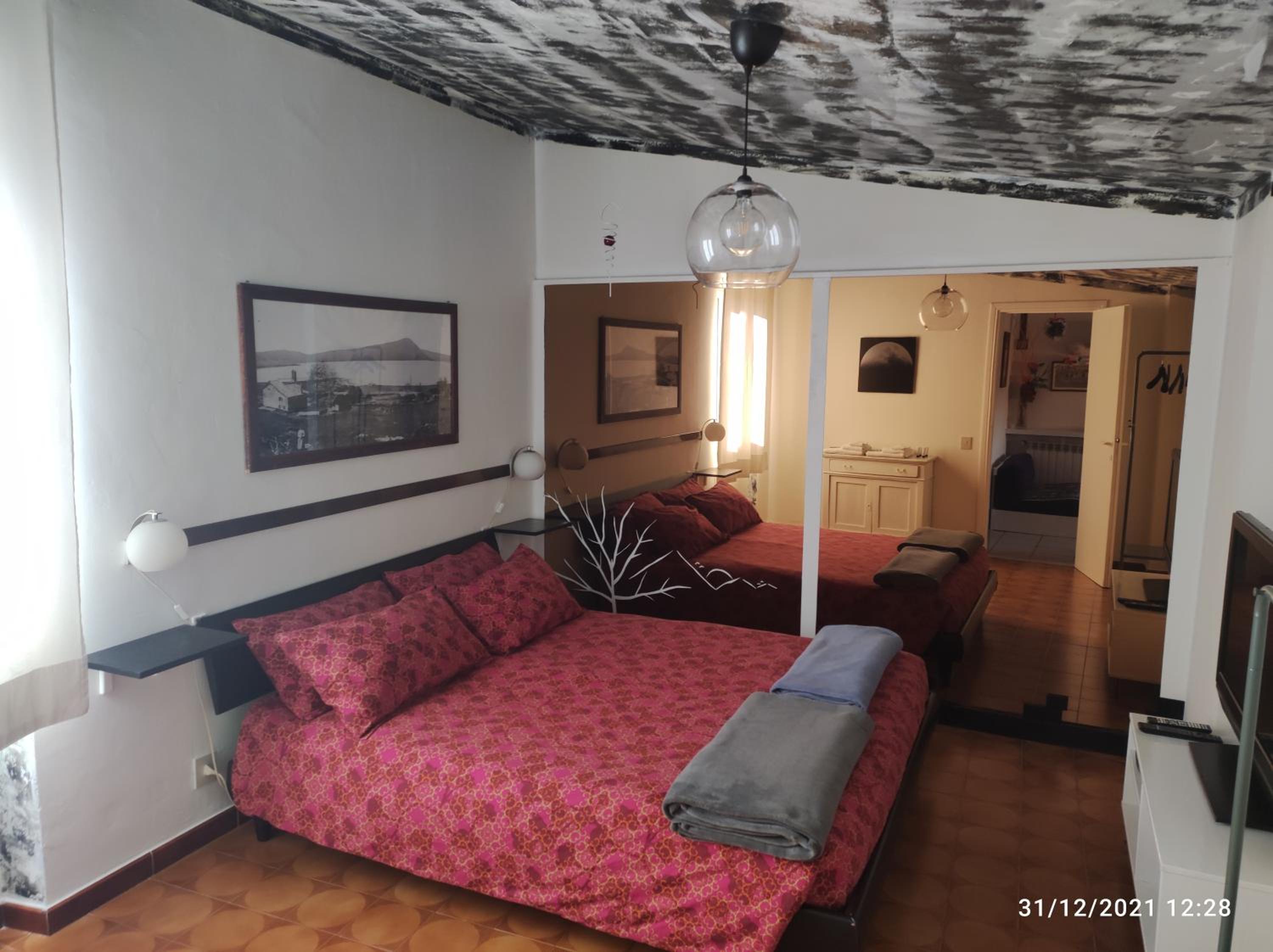 One-Bedroom Apartment - Photo 50