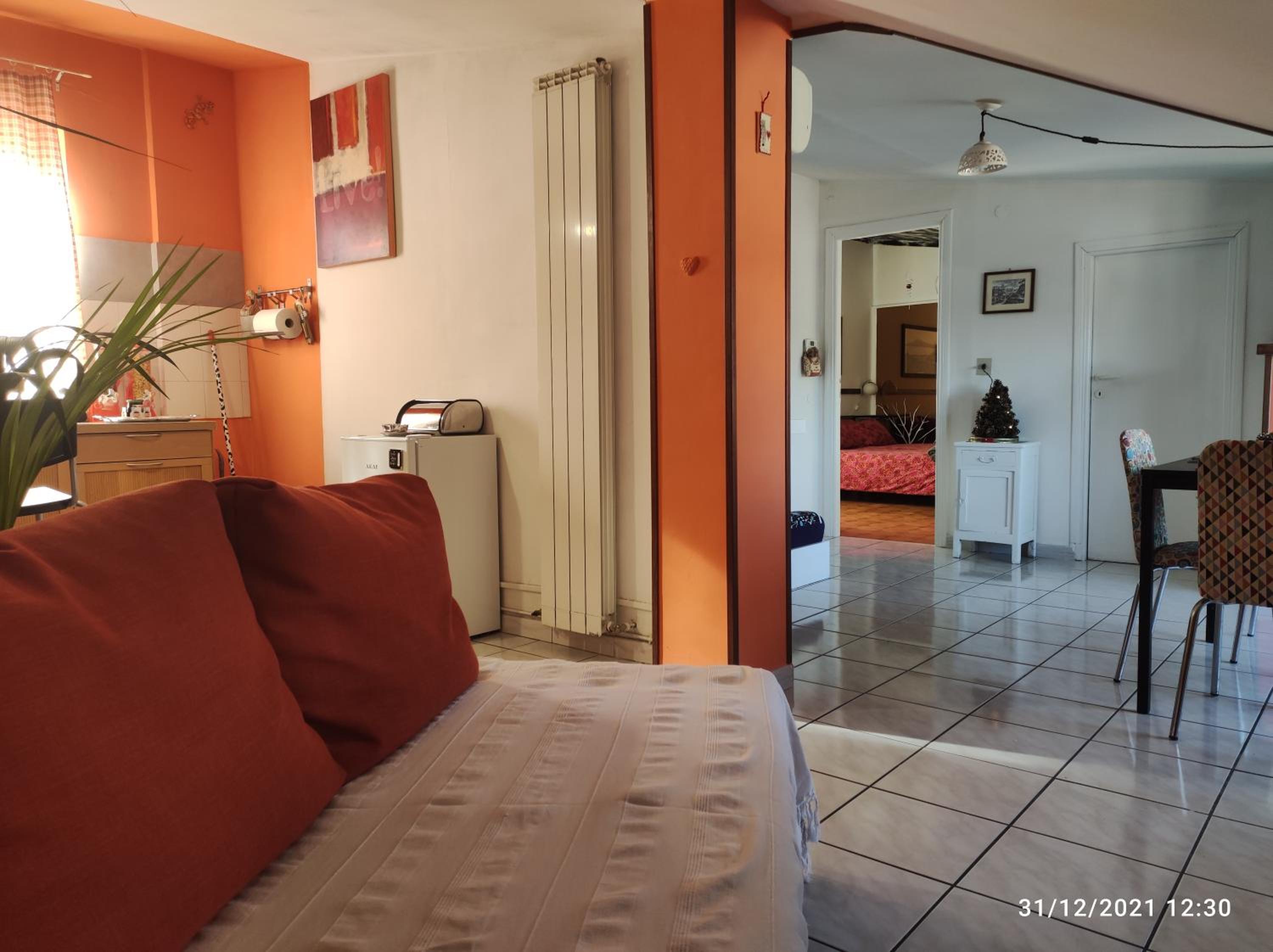 One-Bedroom Apartment - Photo 46