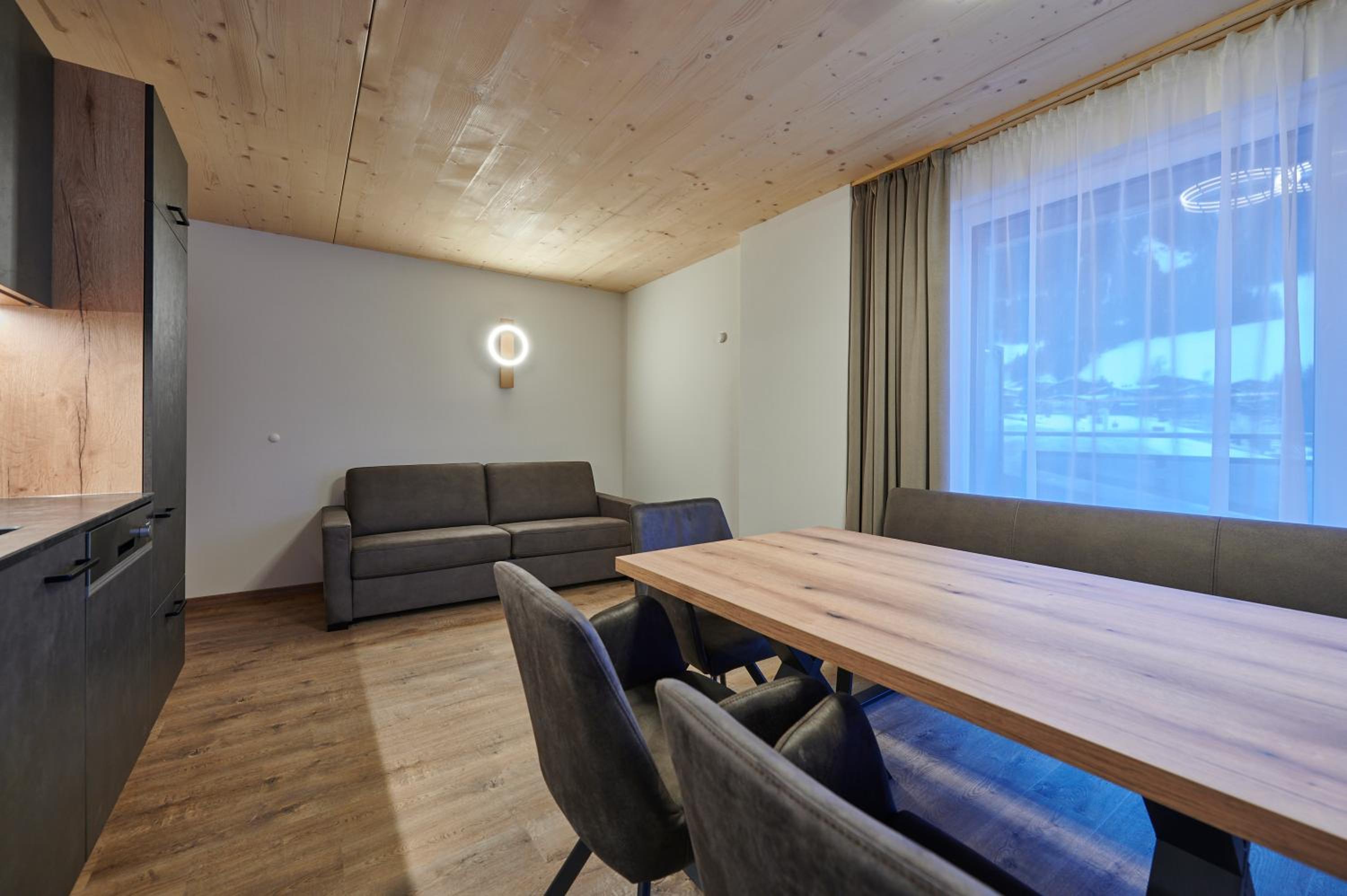 Penthouse Apartment photo 3