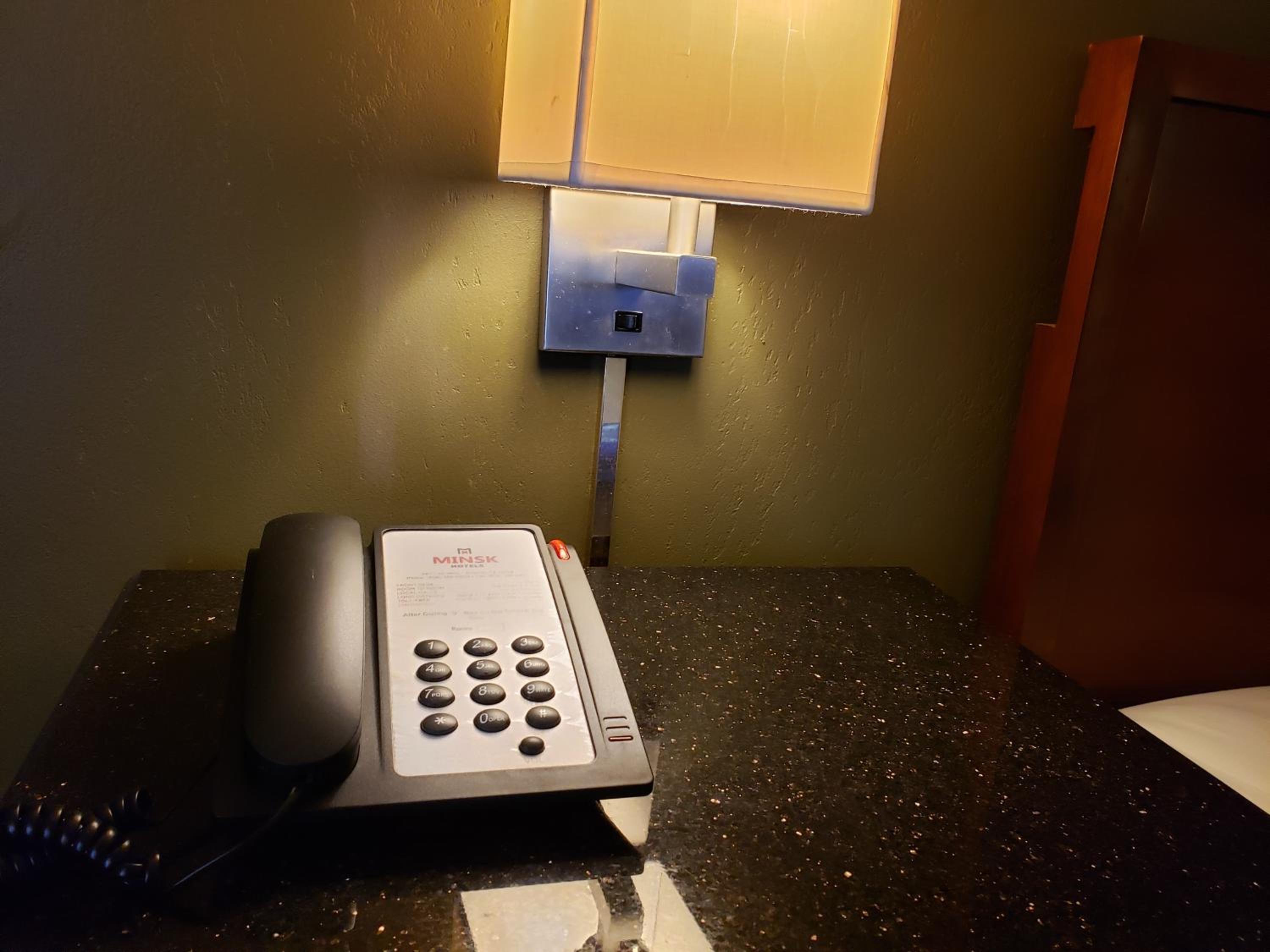 Deluxe Room with Two Full Beds - Non-Smoking - Photo 5