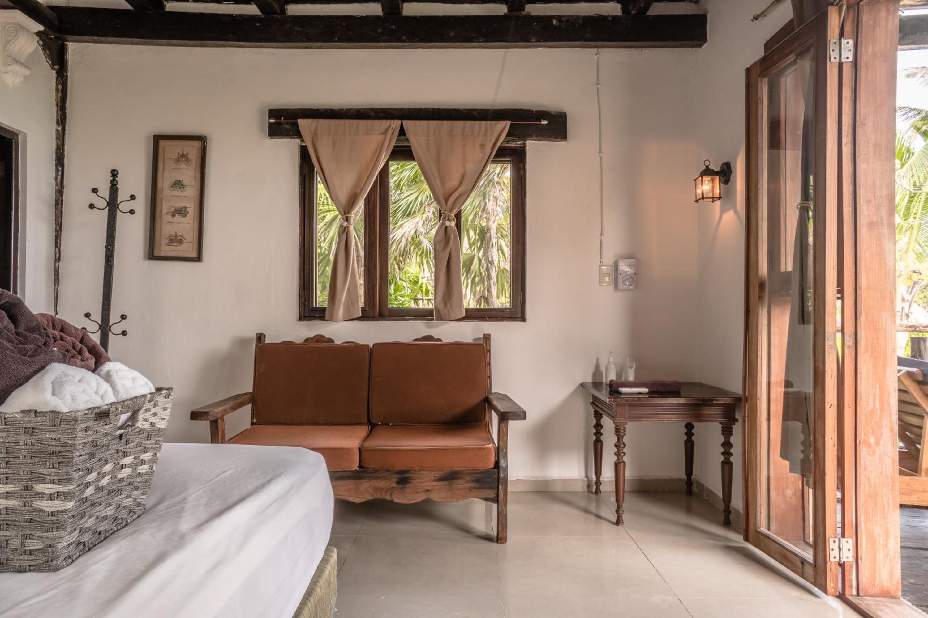 Double Room with Sea View - Photo 1