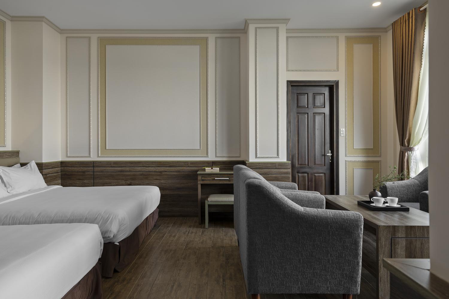 Deluxe Family Room - Photo 1