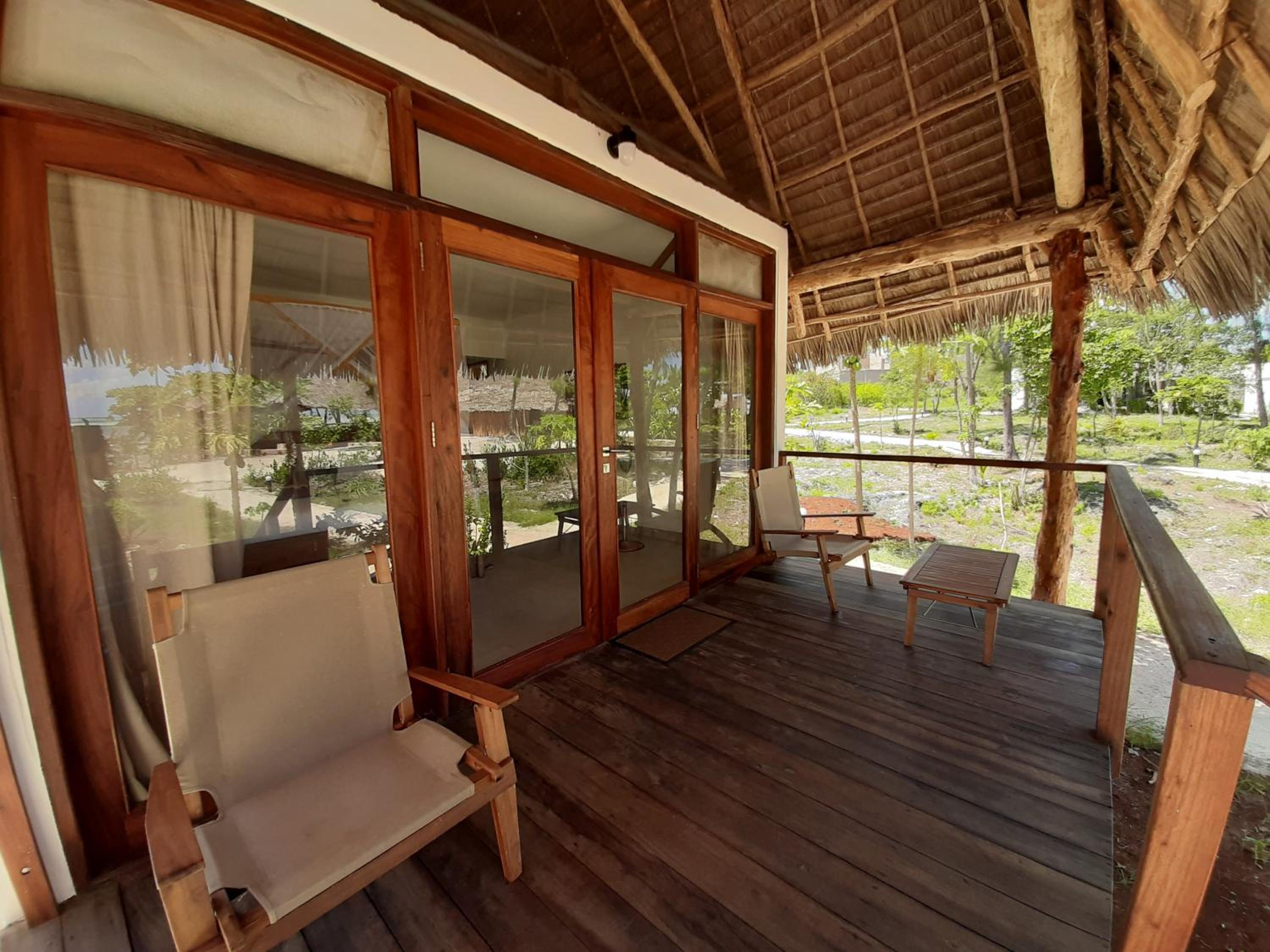 Deluxe Double Room with Balcony and Sea View - Photo 1
