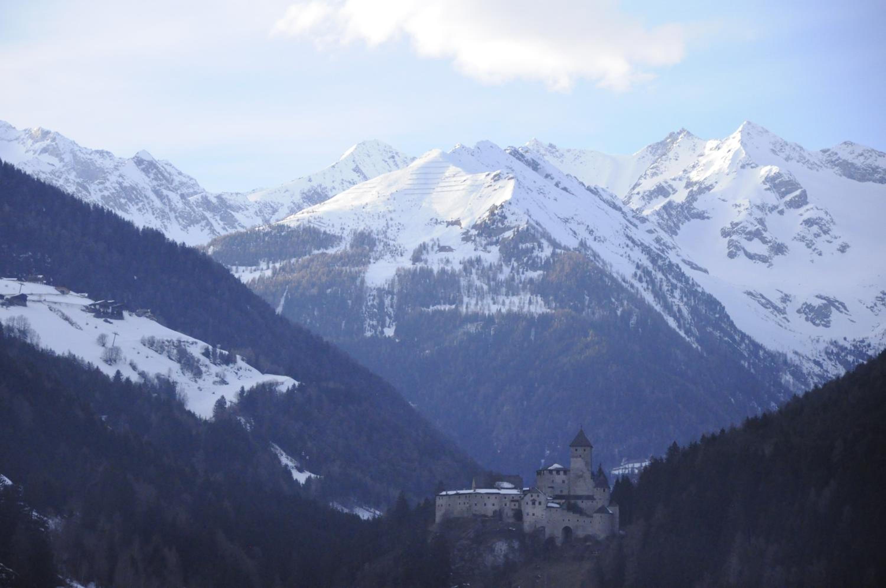 Single Room with Balcony photo 3