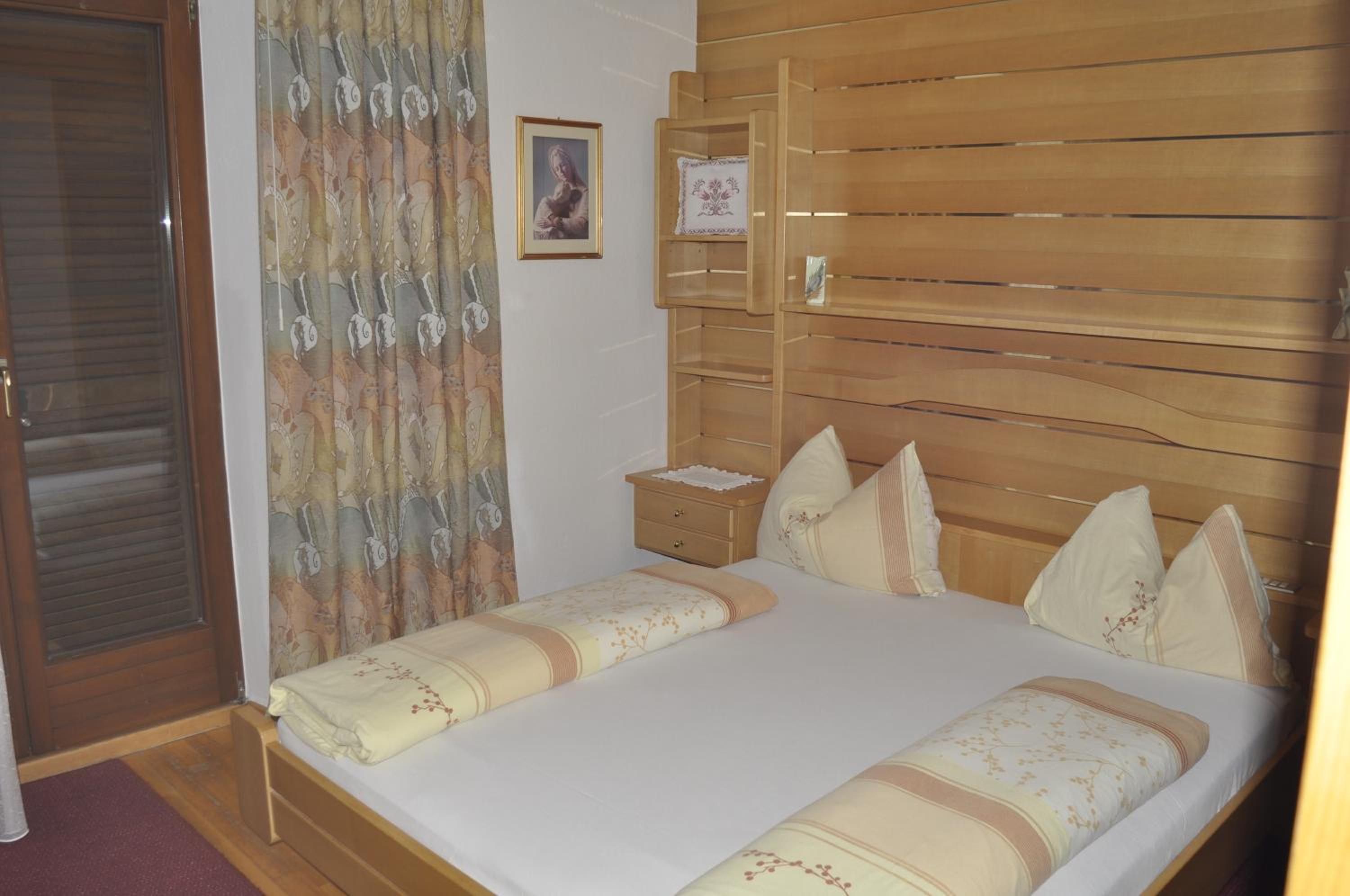 Triple Room with Balcony photo 3