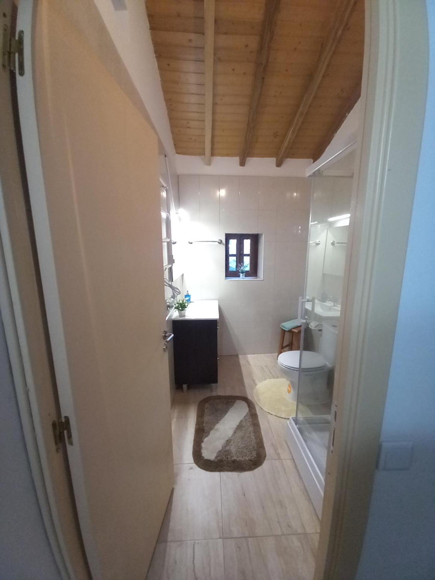 Three-Bedroom House photo 3