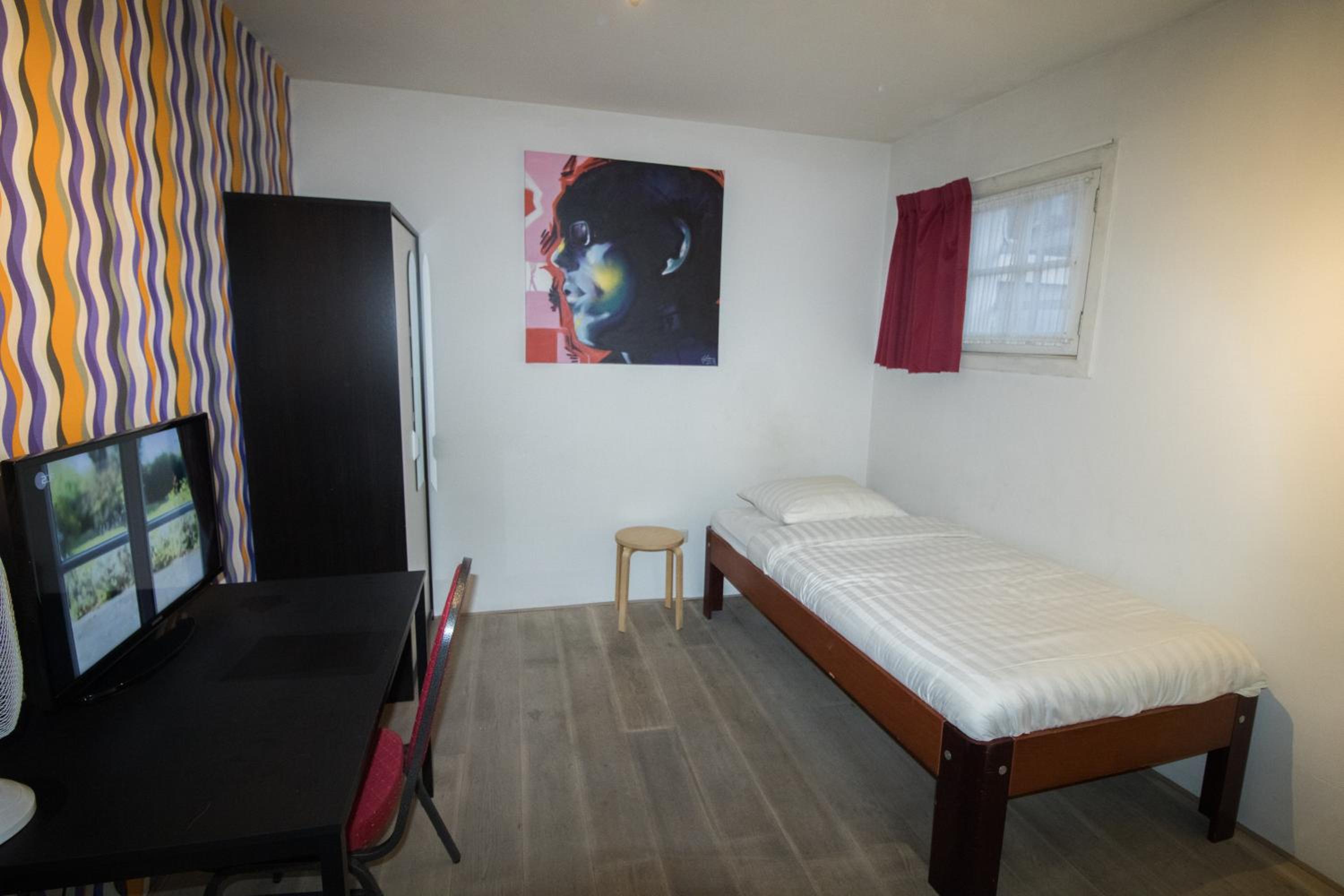 Single Room with Private Bathroom
