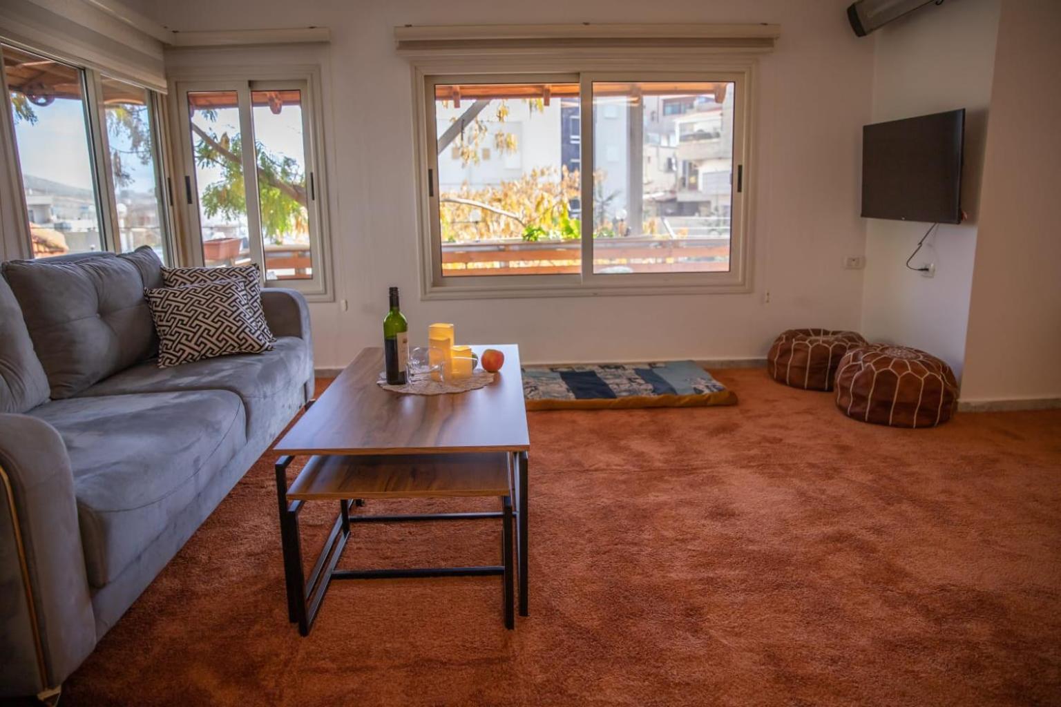 Two-Bedroom House - Photo 18