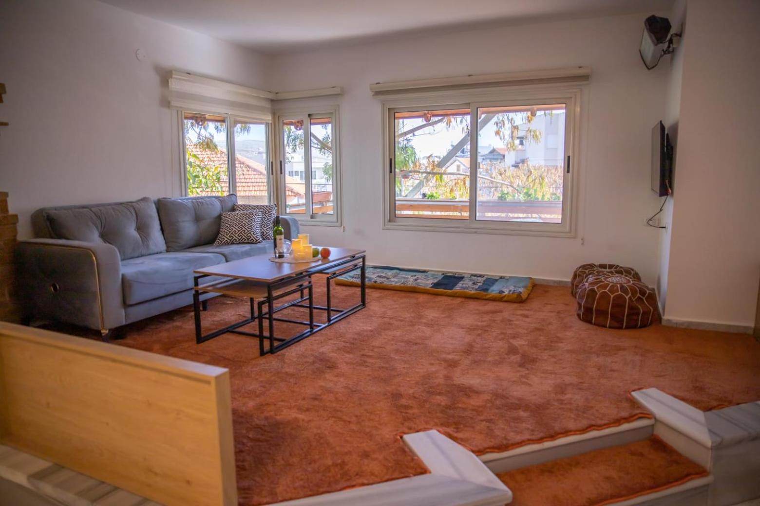 Two-Bedroom House - Photo 17