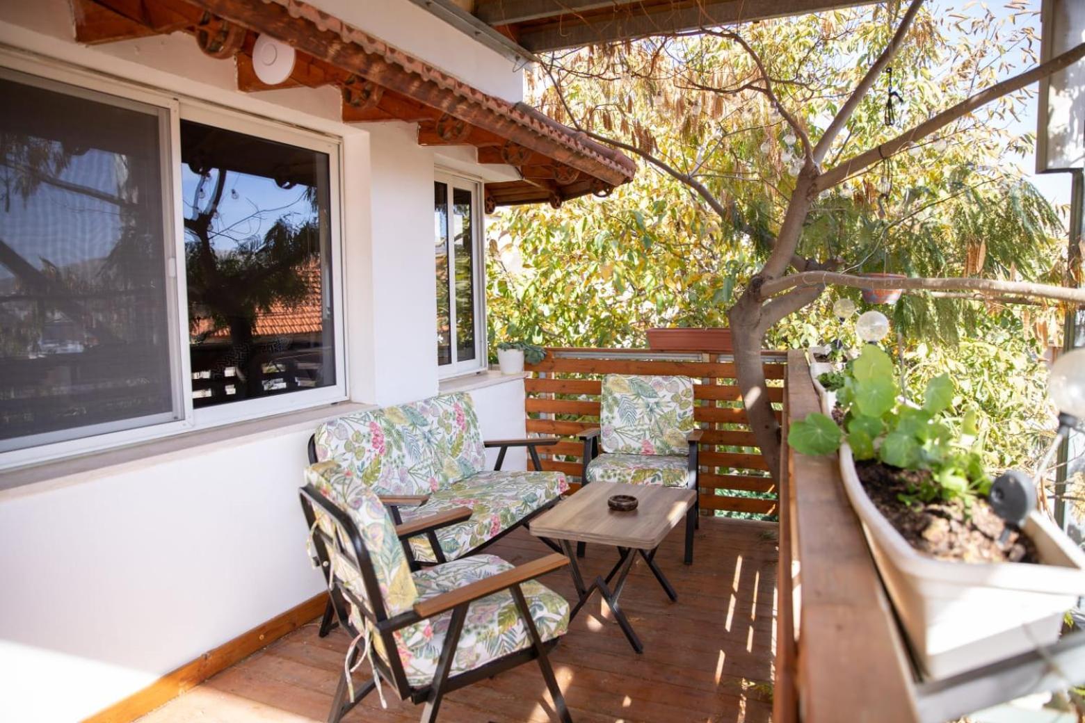 Two-Bedroom House - Photo 11