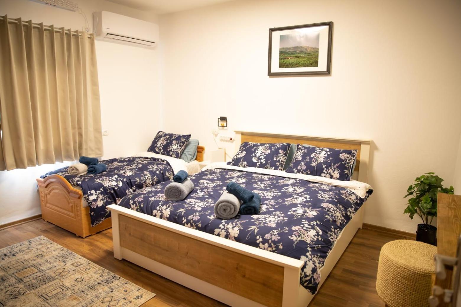 Two-Bedroom House - Photo 3