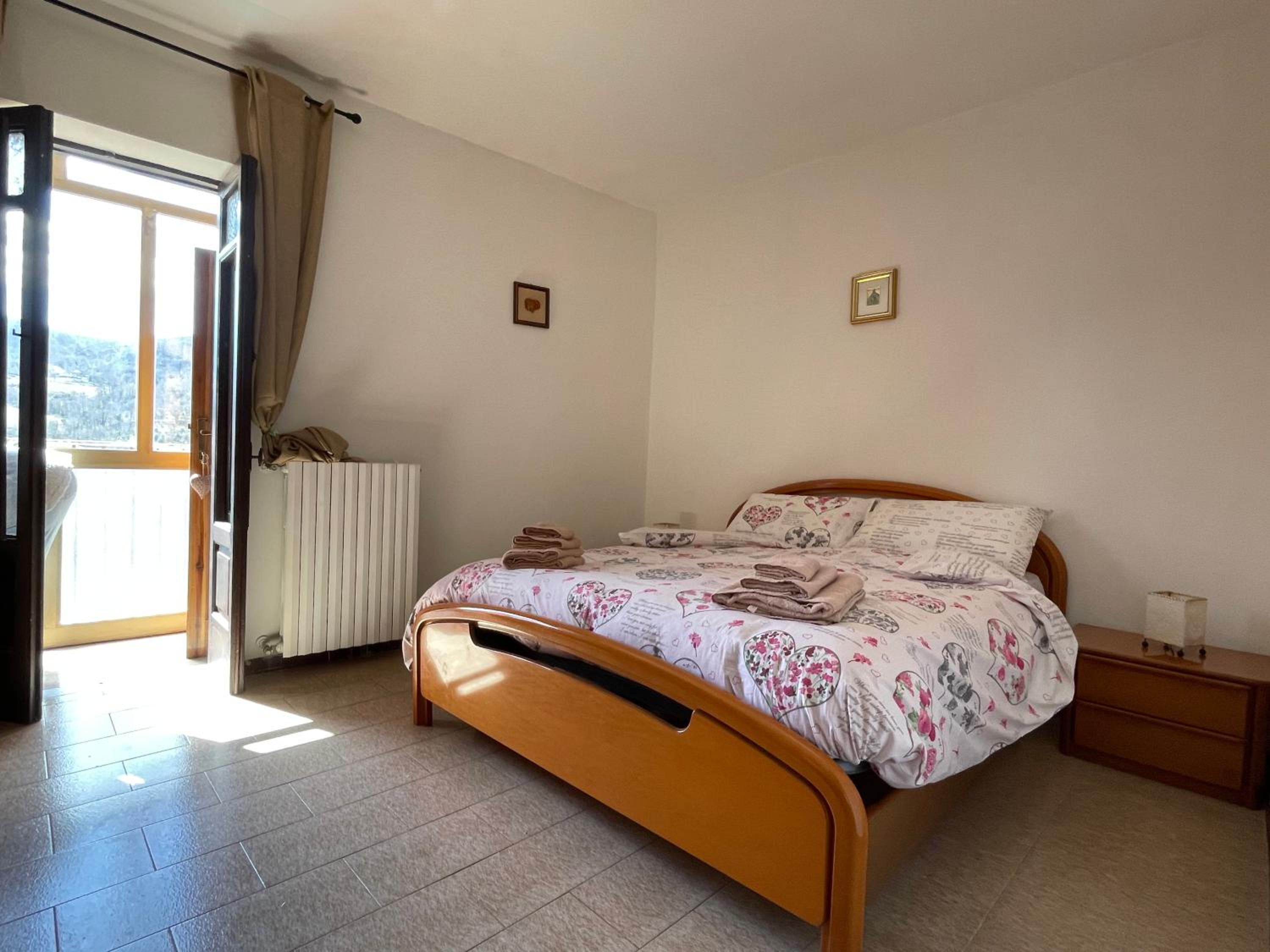 Two-Bedroom House - Photo 1