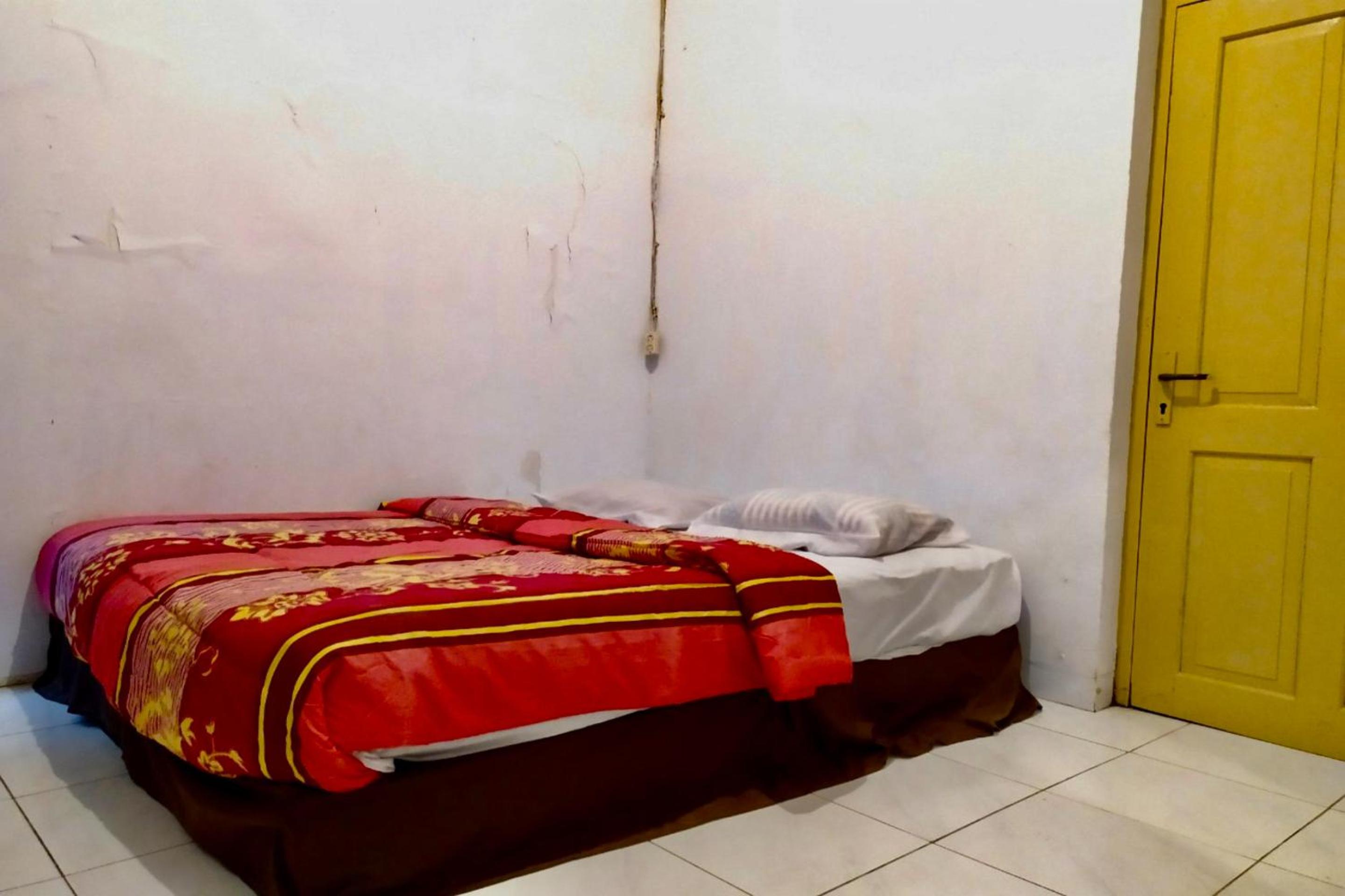 Standard Double Room - Photo 7