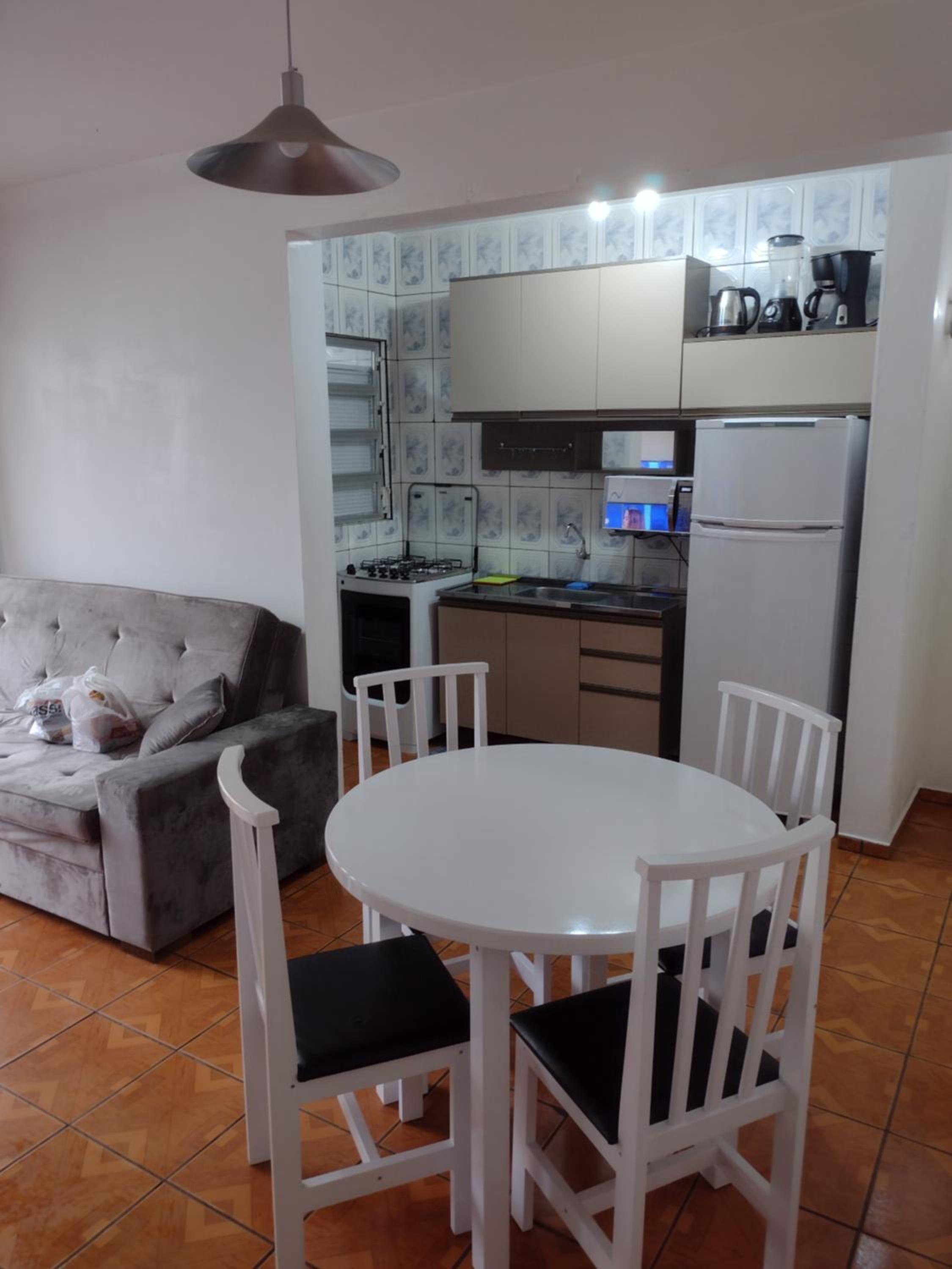 One-Bedroom Apartment - Photo 5