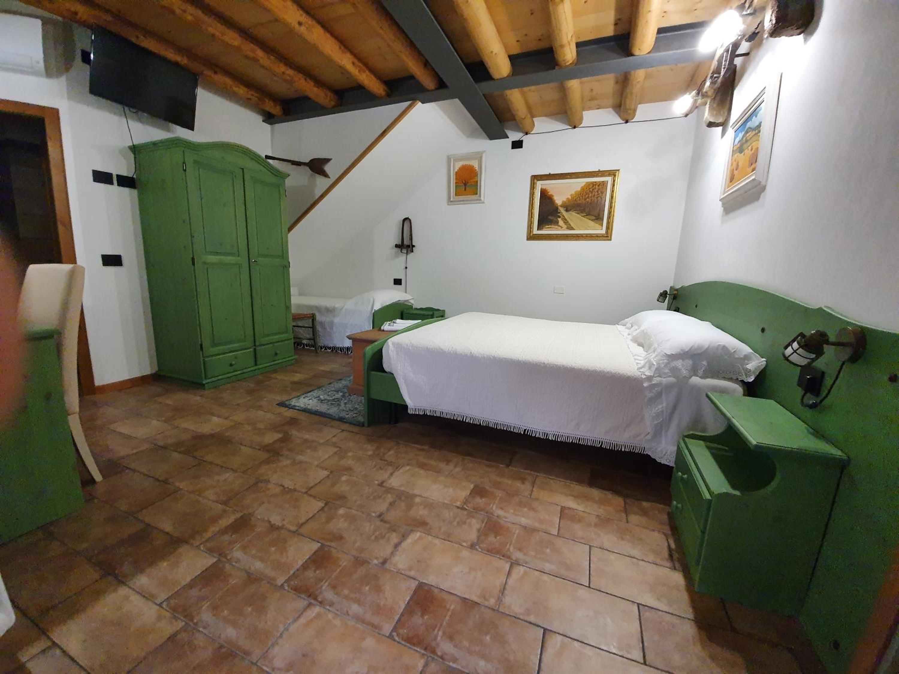 Triple Room with Private Bathroom - Photo 6