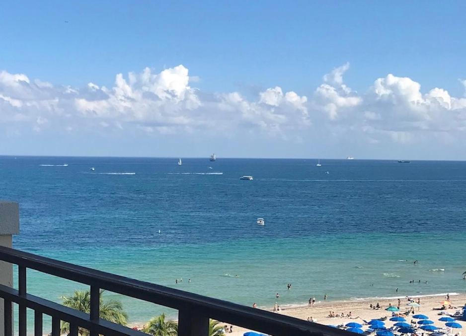 King Suite with Ocean View thumbnail 5