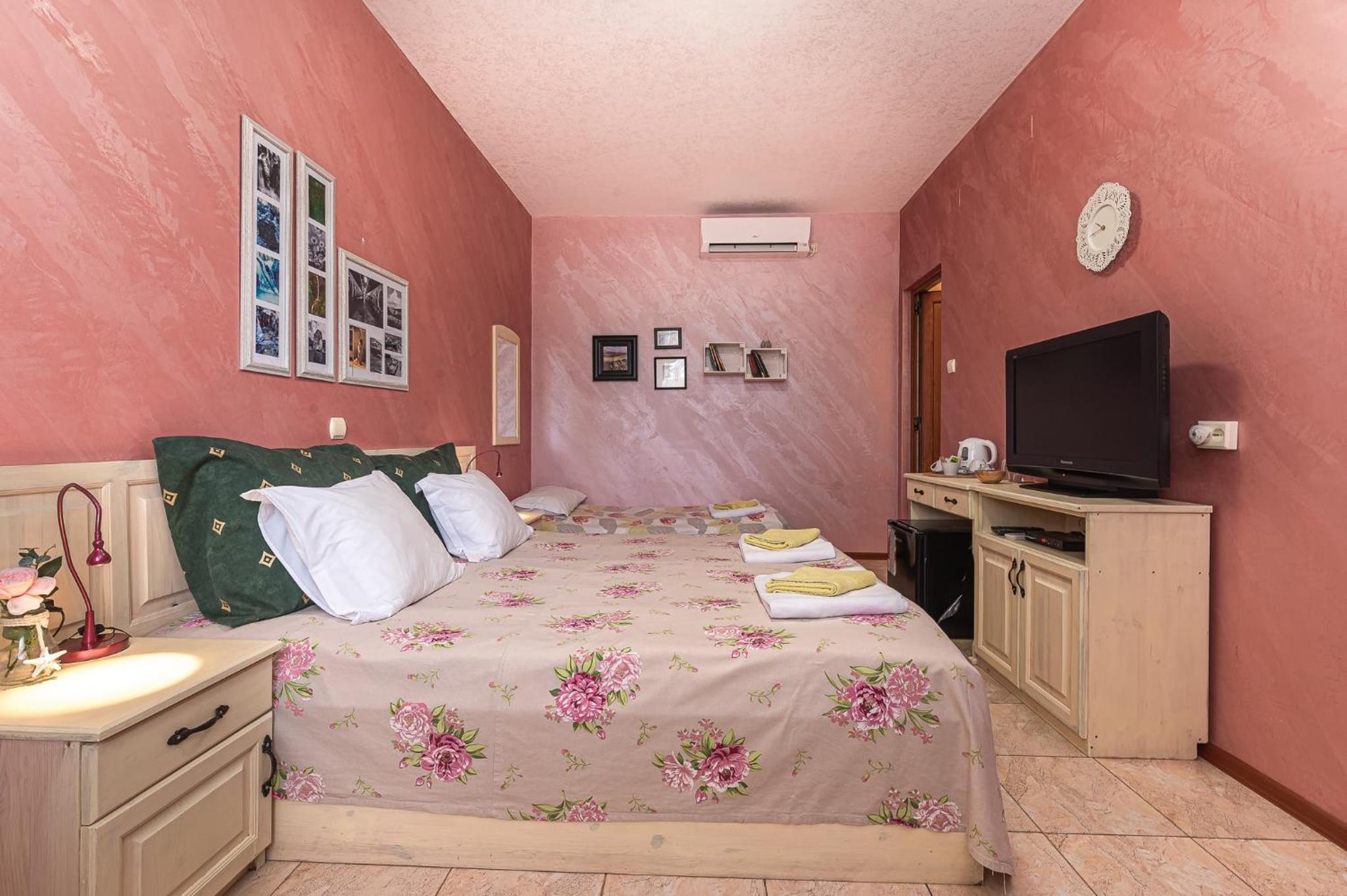 Triple Room photo 2
