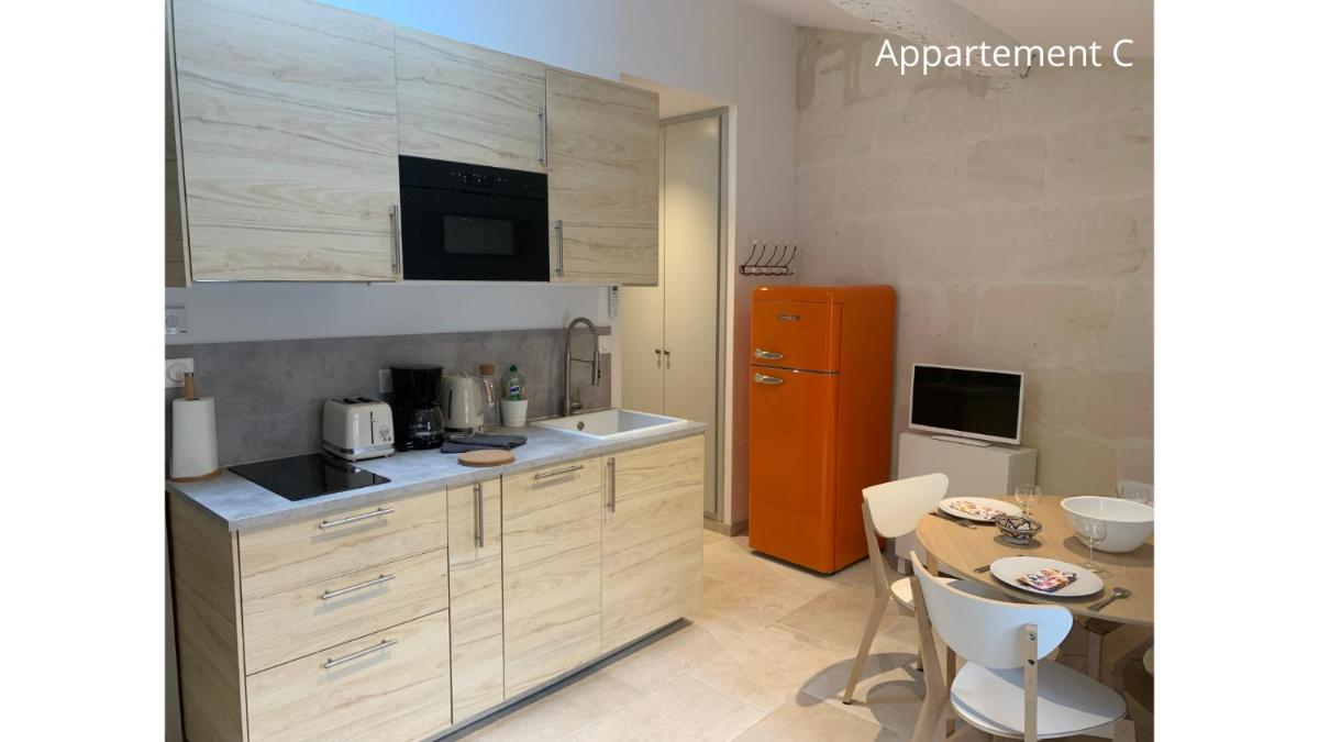 One-Bedroom Apartment photo 3