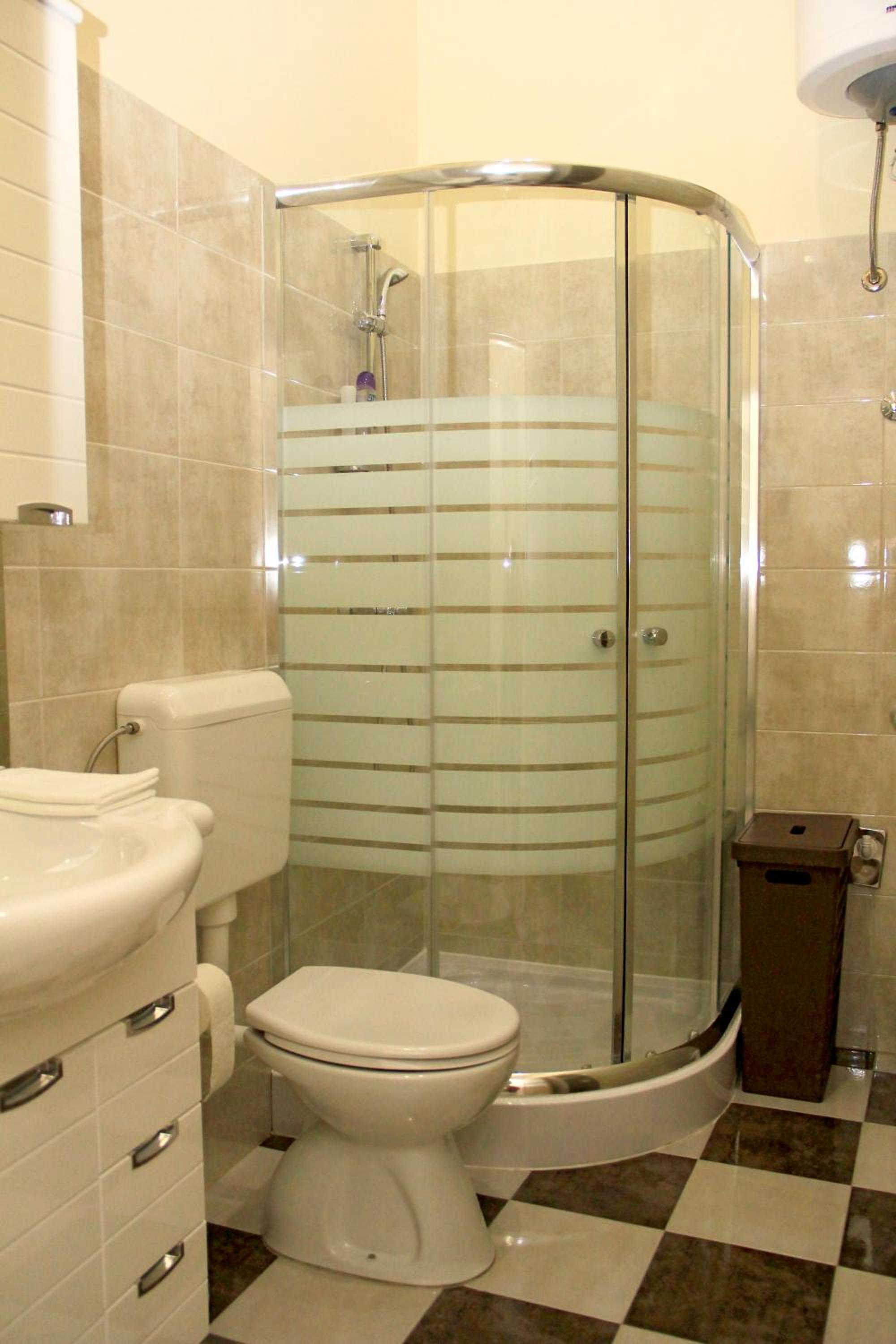 Apartment - Photo 21