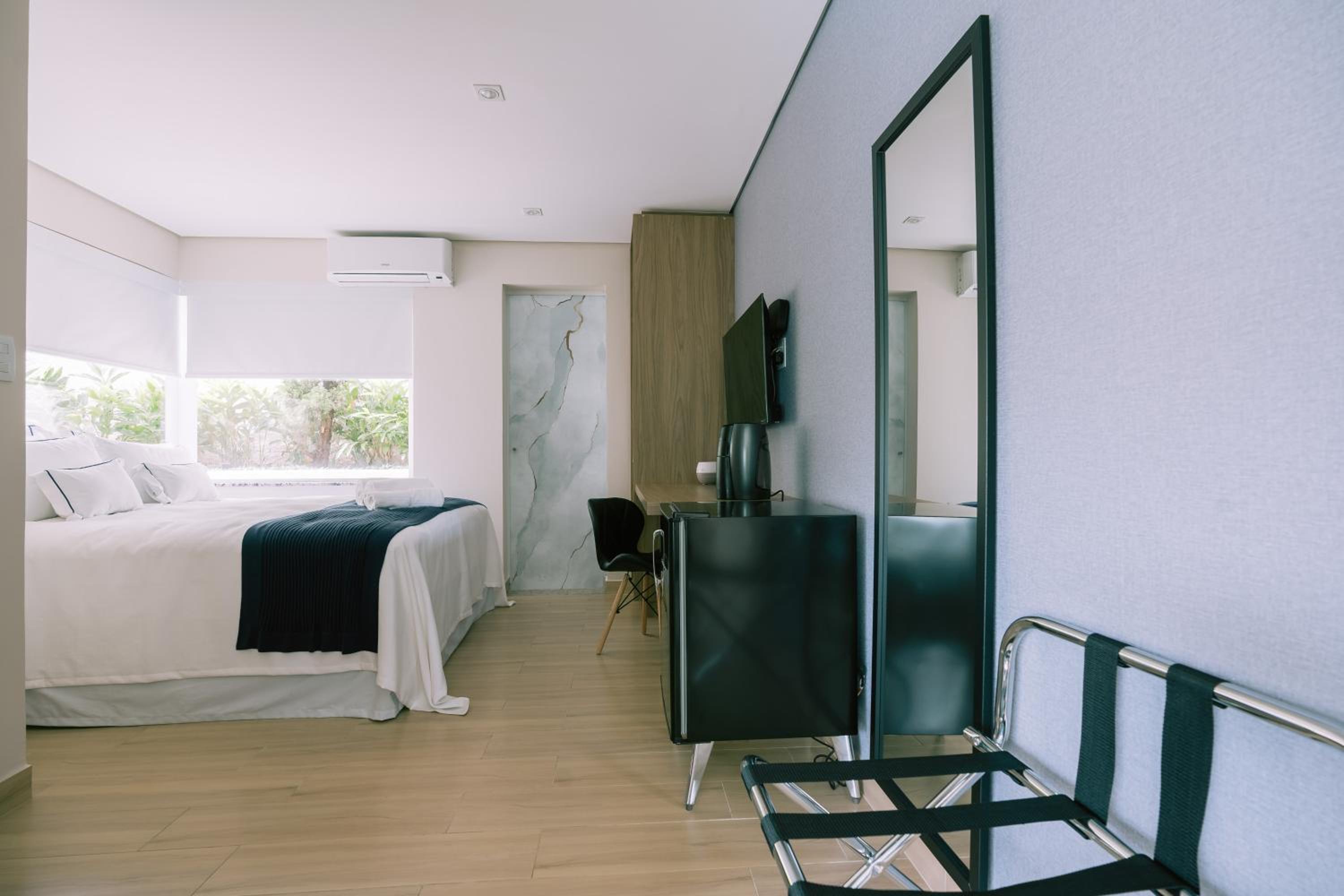 King Suite with Spa Bath