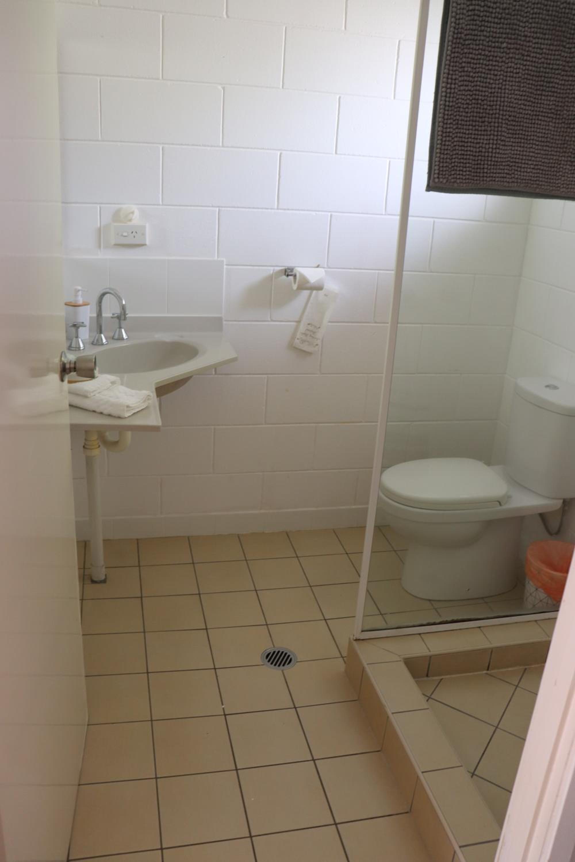 Deluxe Twin Room - Photo 5