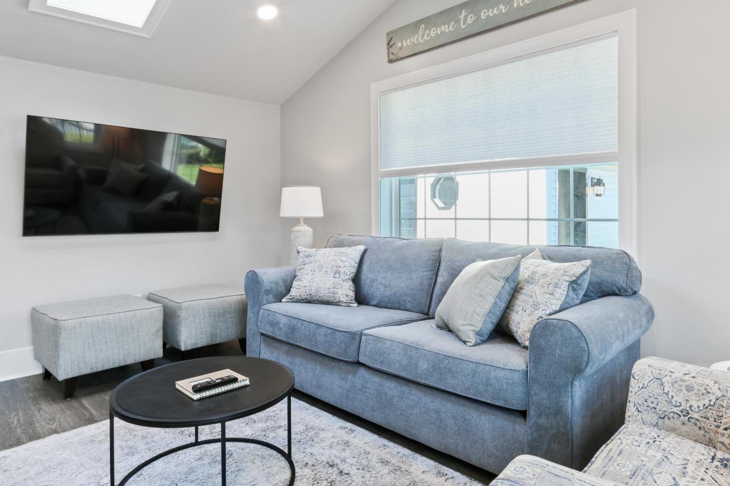 Five-Bedroom House photo 2