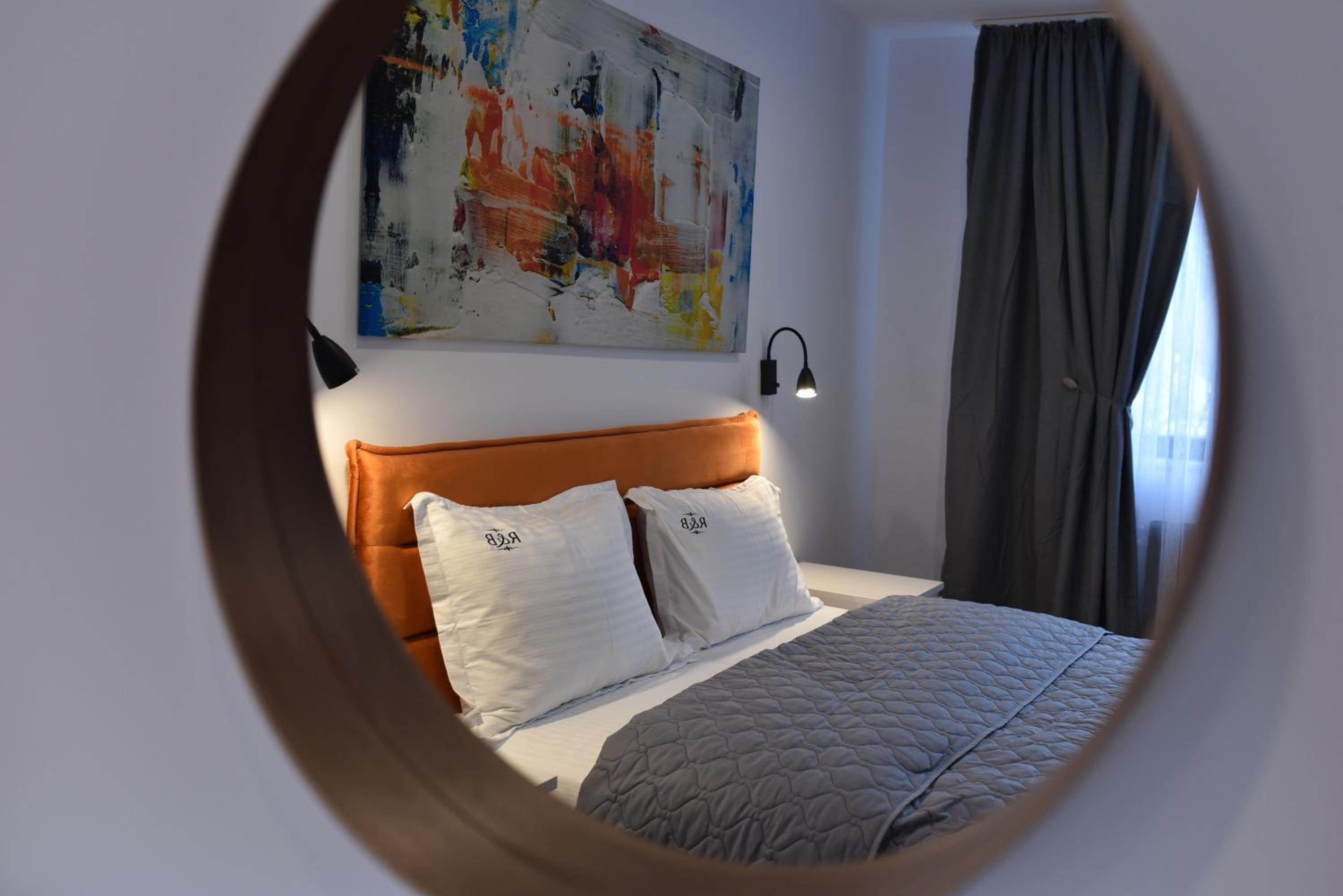 Studio Apartment photo 3