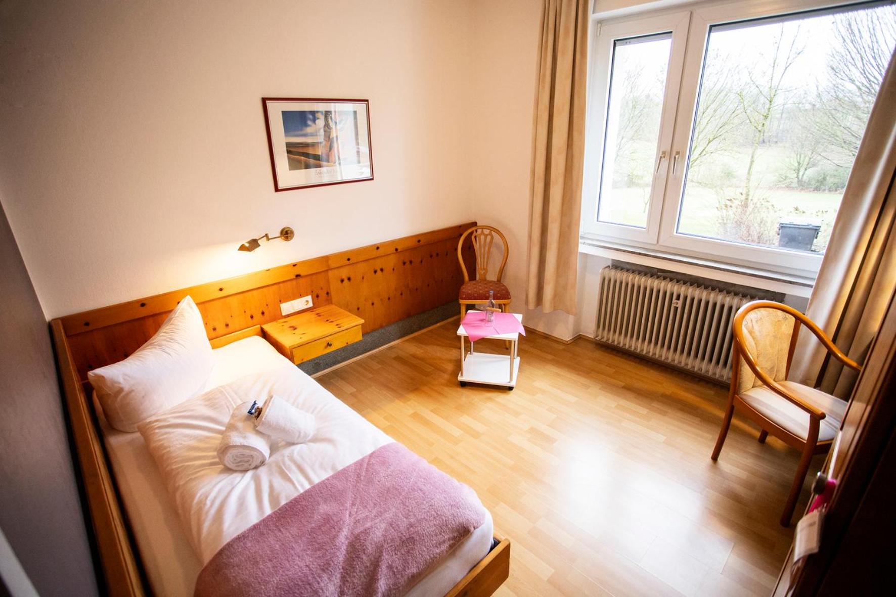 Budget Single Room photo 2