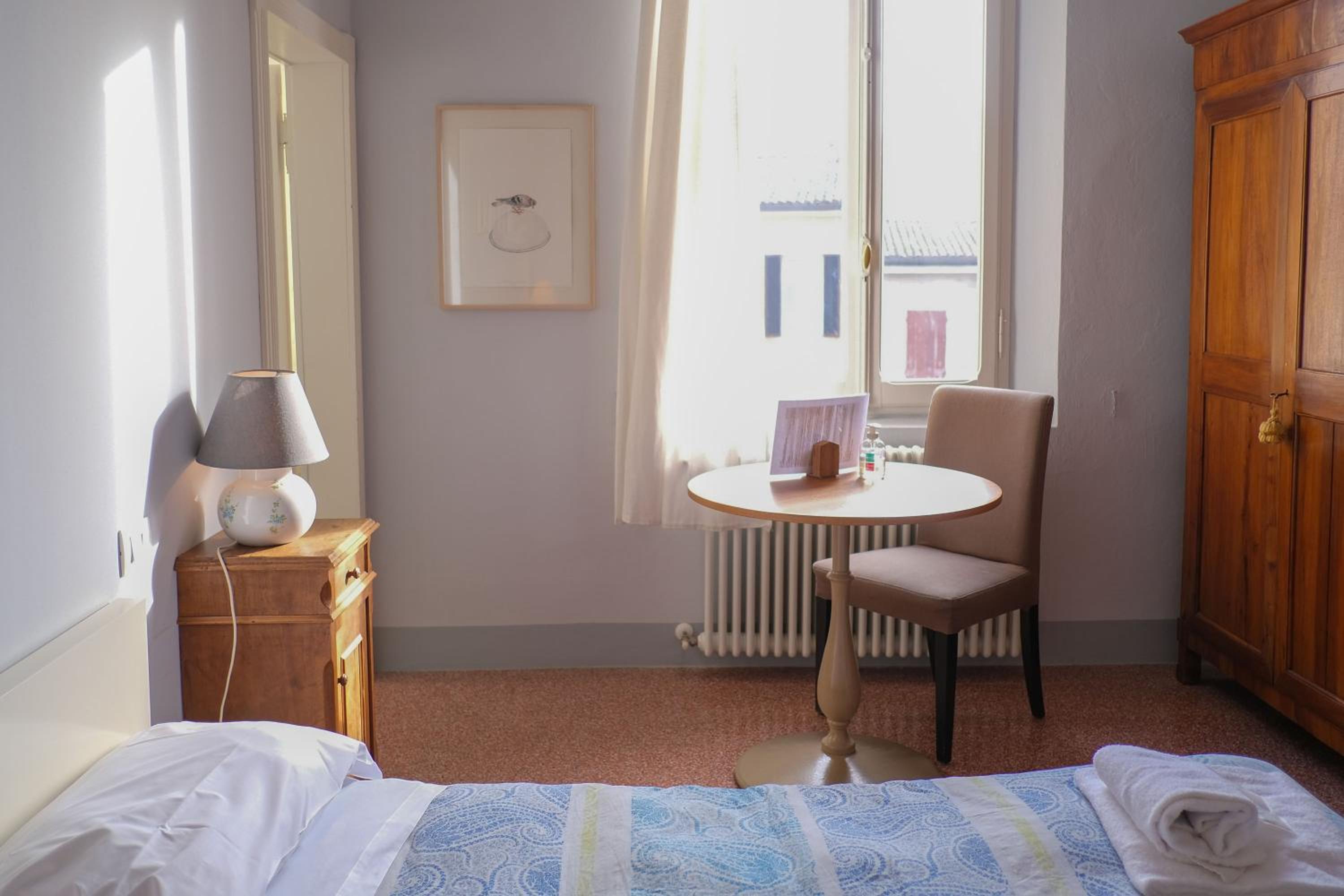 Standard Double Room photo 2