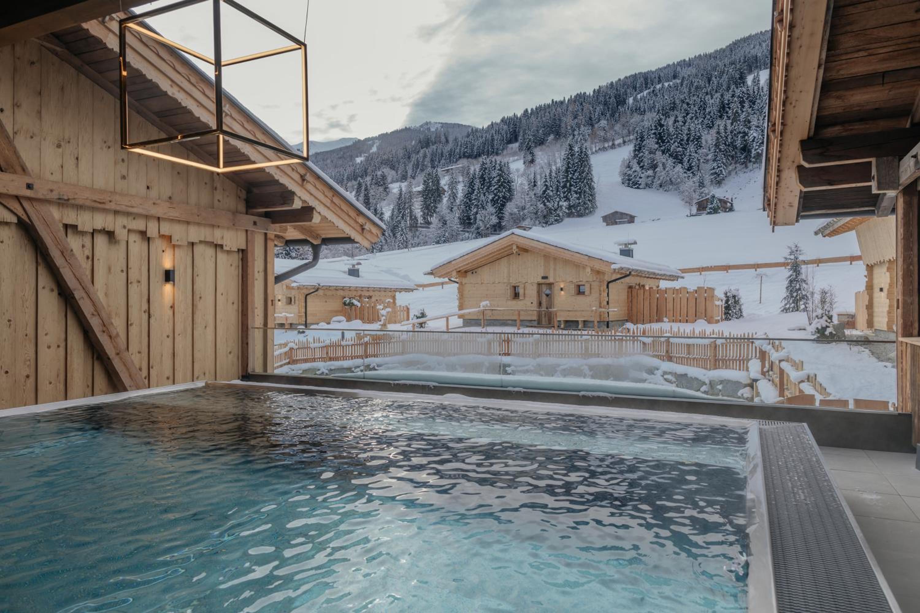 One-Bedroom Chalet - Photo 3