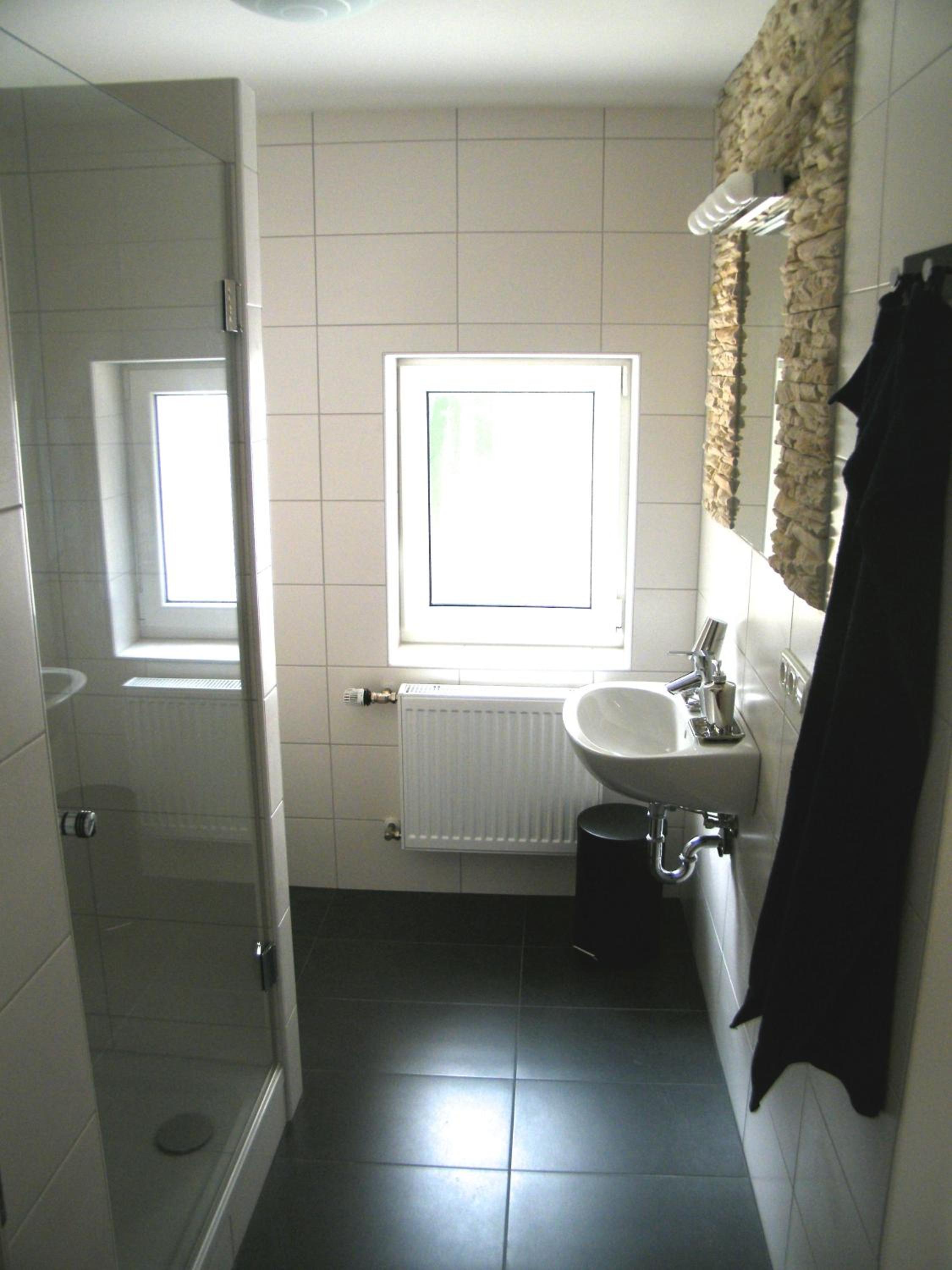 Deluxe Double Room - Photo 8