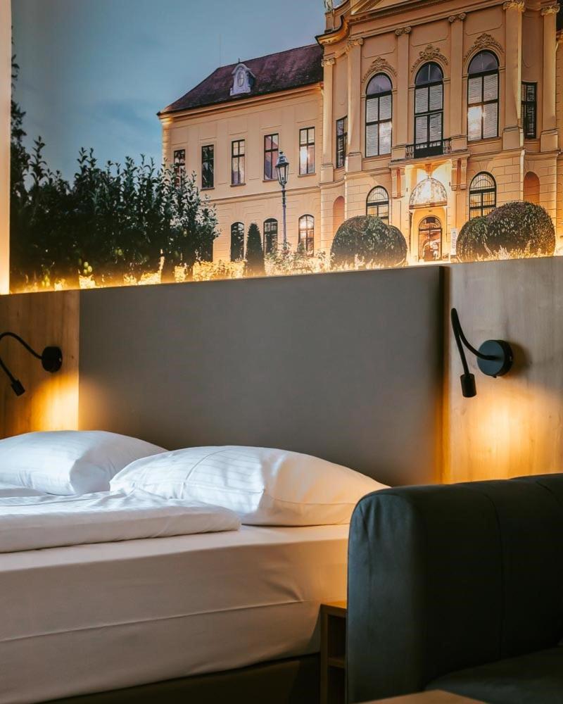 Deluxe Double Room - Photo 1