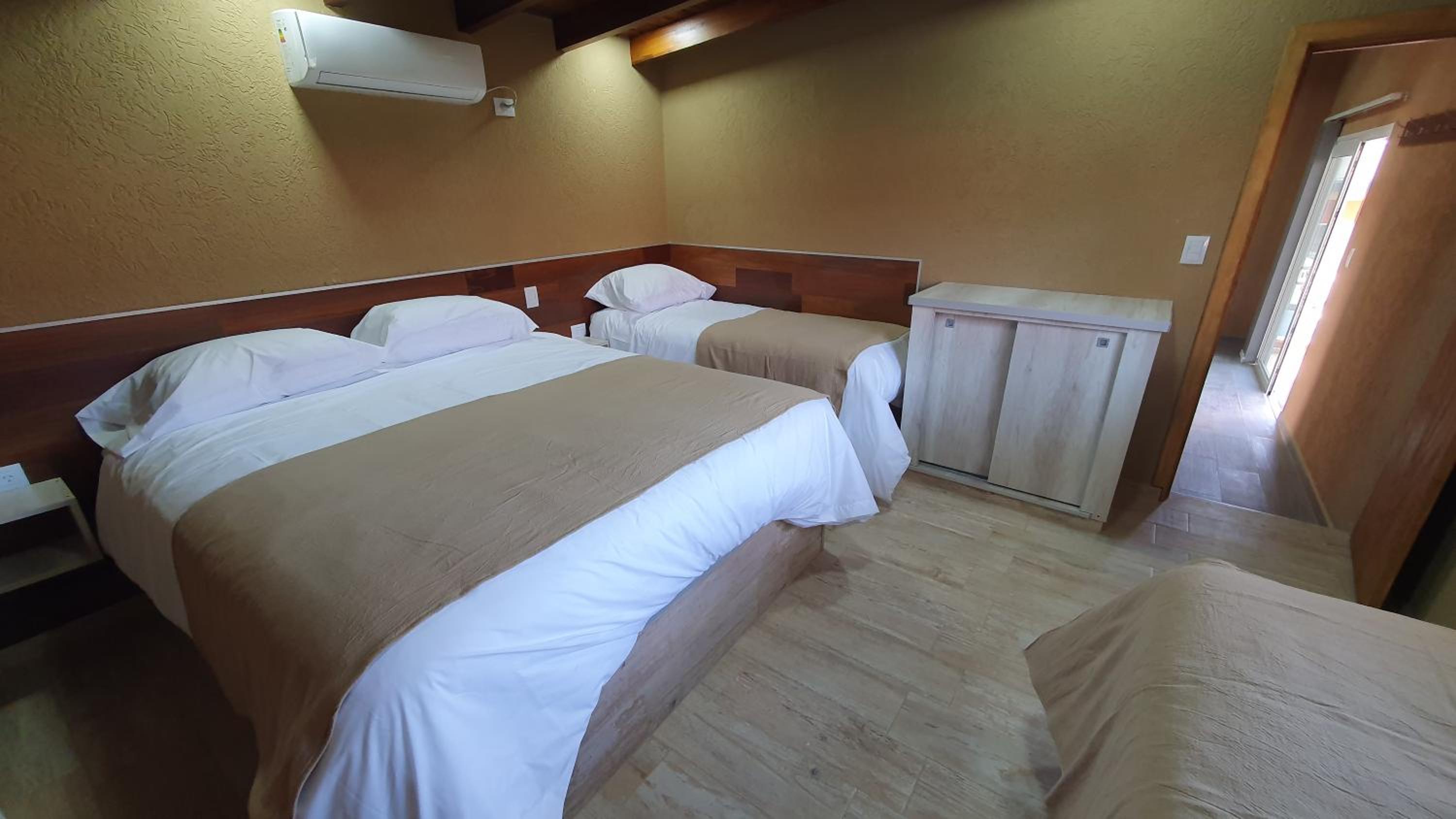 Deluxe Quadruple Room photo 2