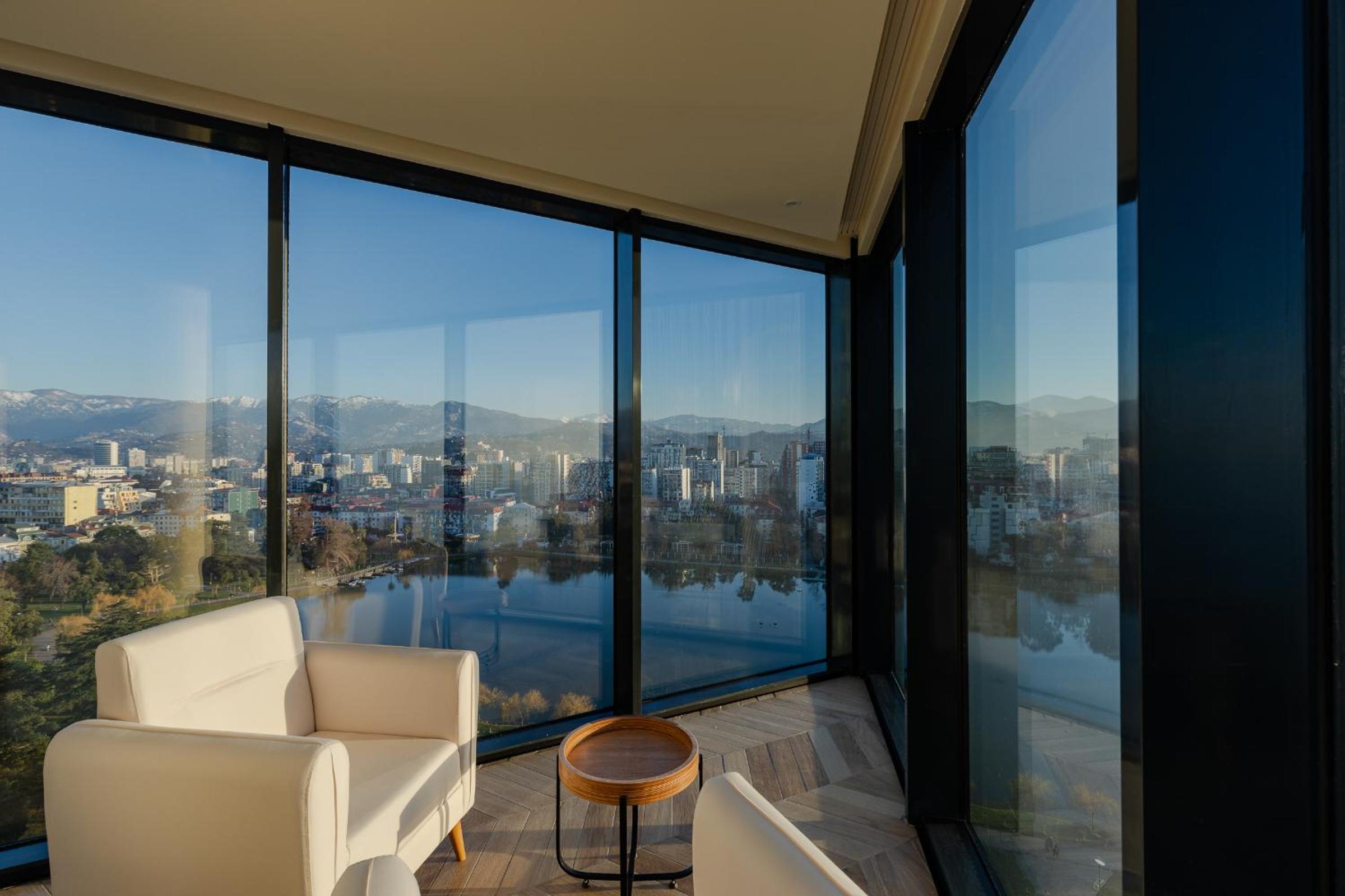 Three-Bedroom Apartment - Photo 5