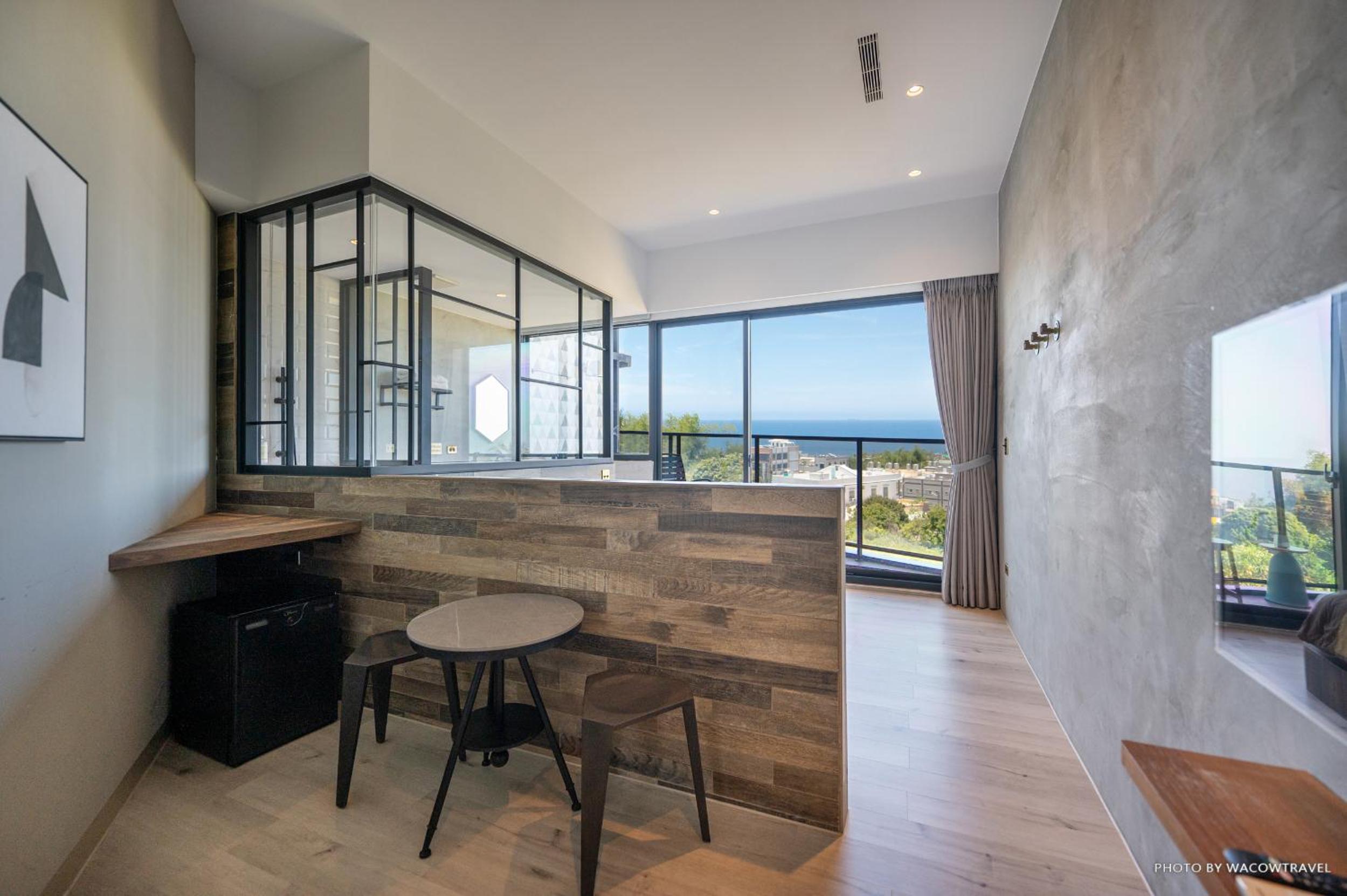 Double Room with Balcony and Sea View photo 3