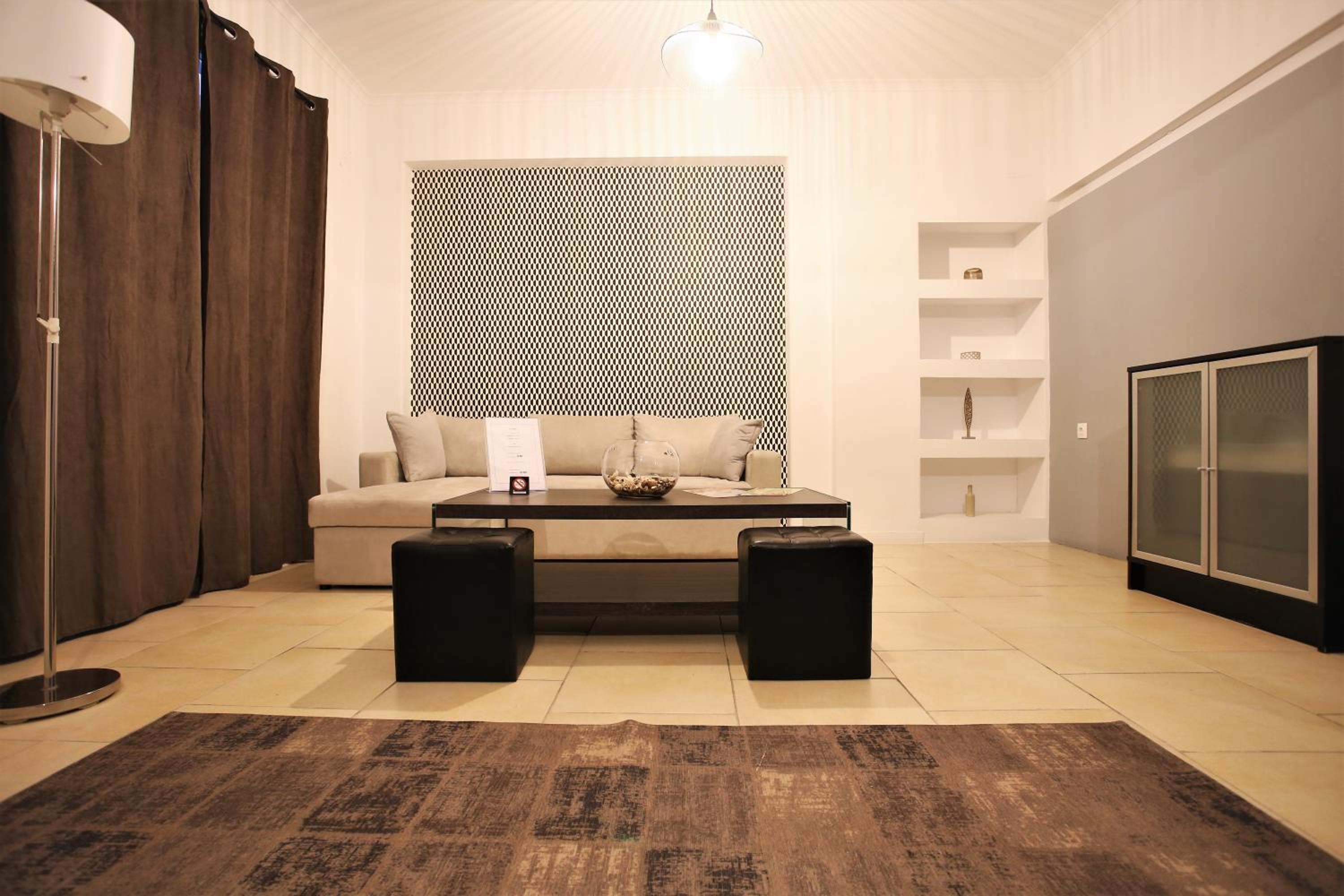 Business Suite photo 1