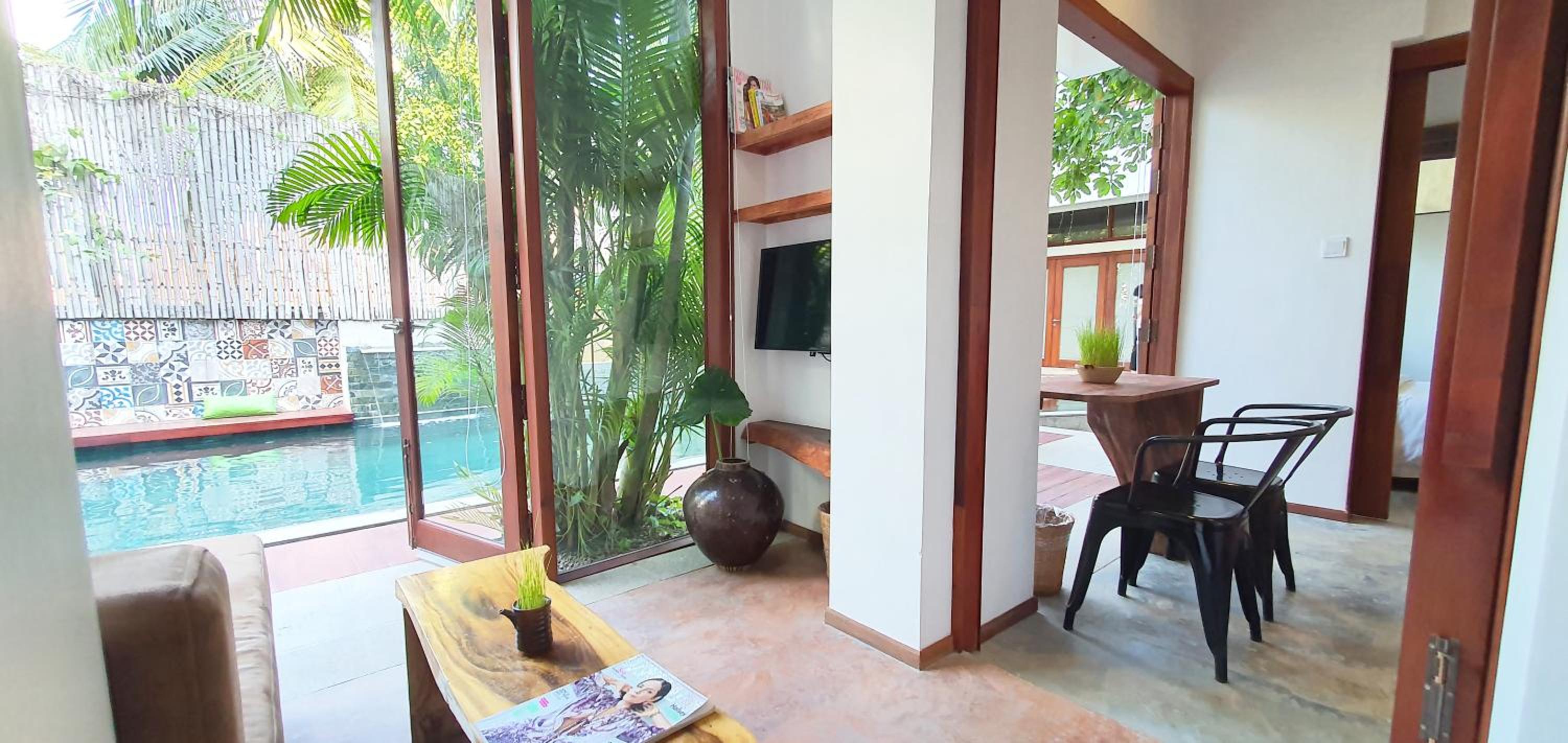 Family Room - Photo 3