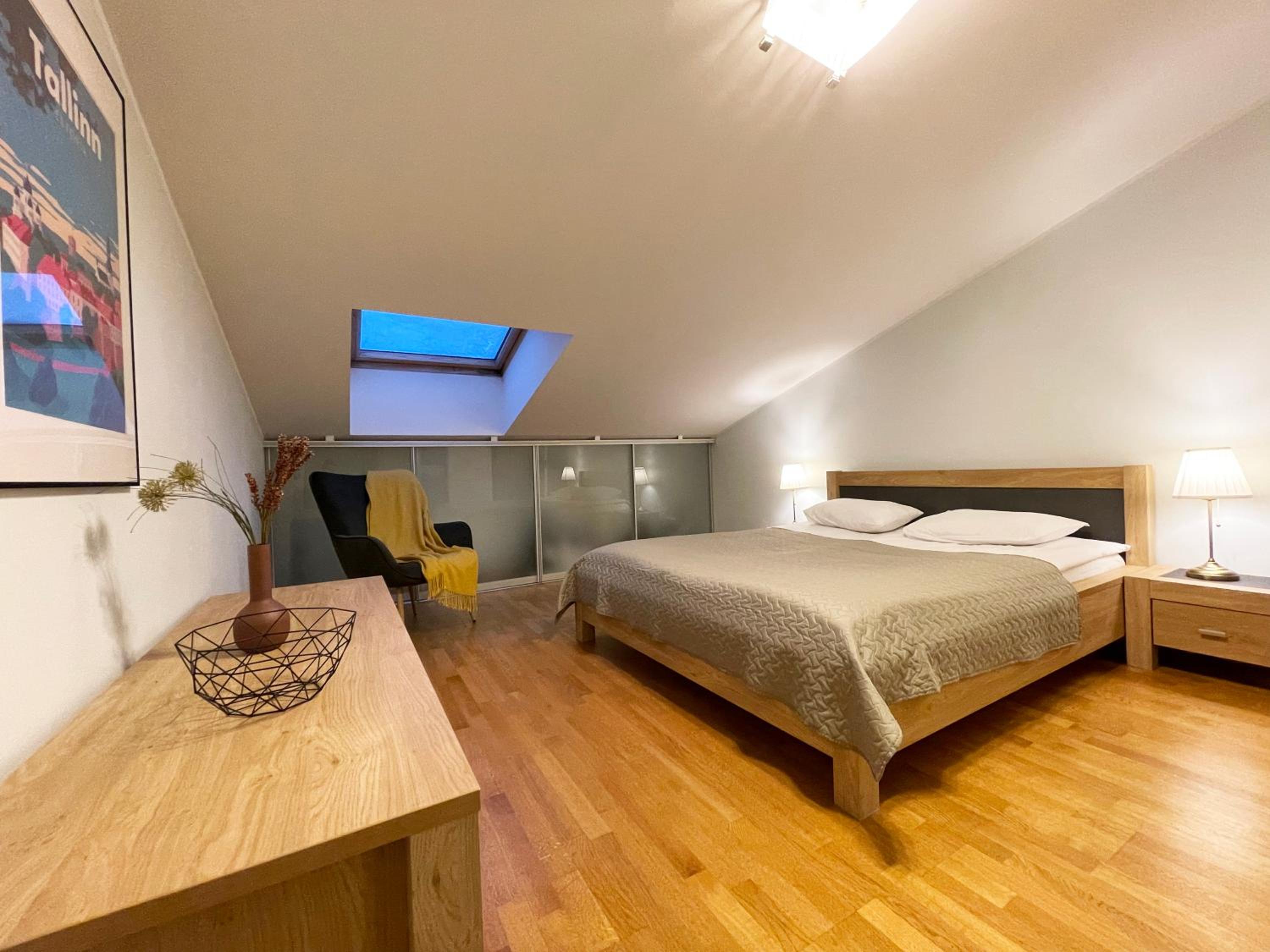 Three-Bedroom Apartment photo 2