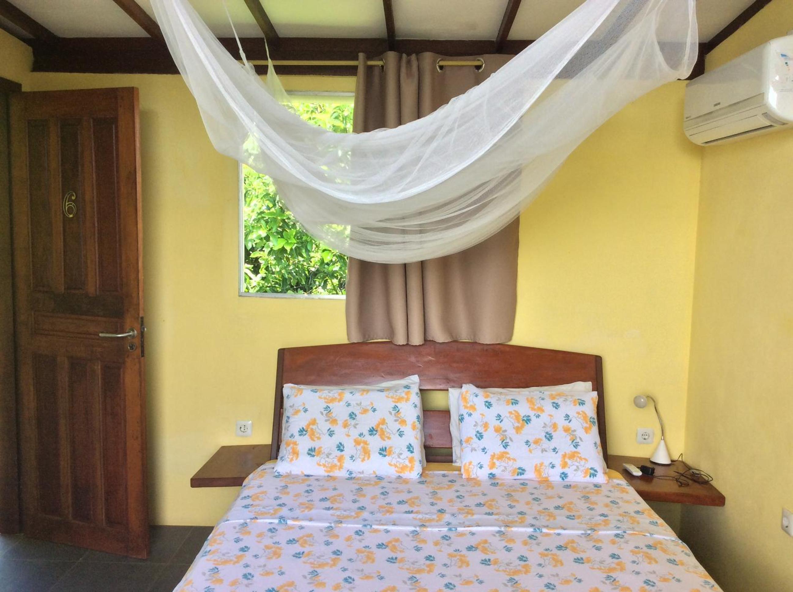 Deluxe Double Room with Balcony and Sea View photo 1