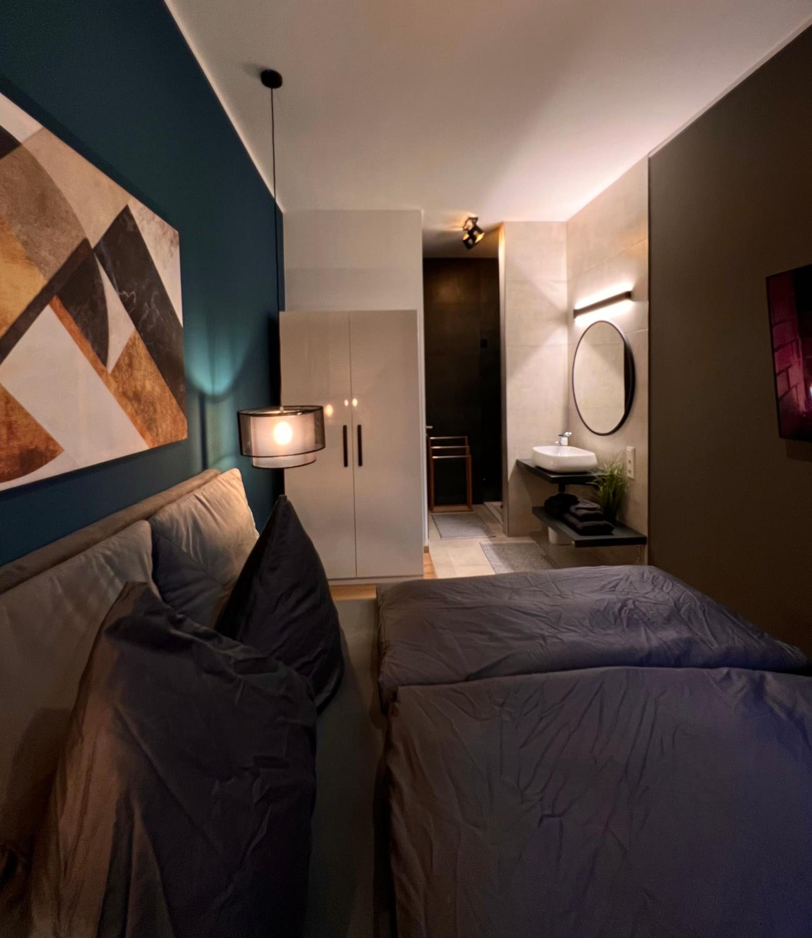 One-Bedroom Apartment photo 2