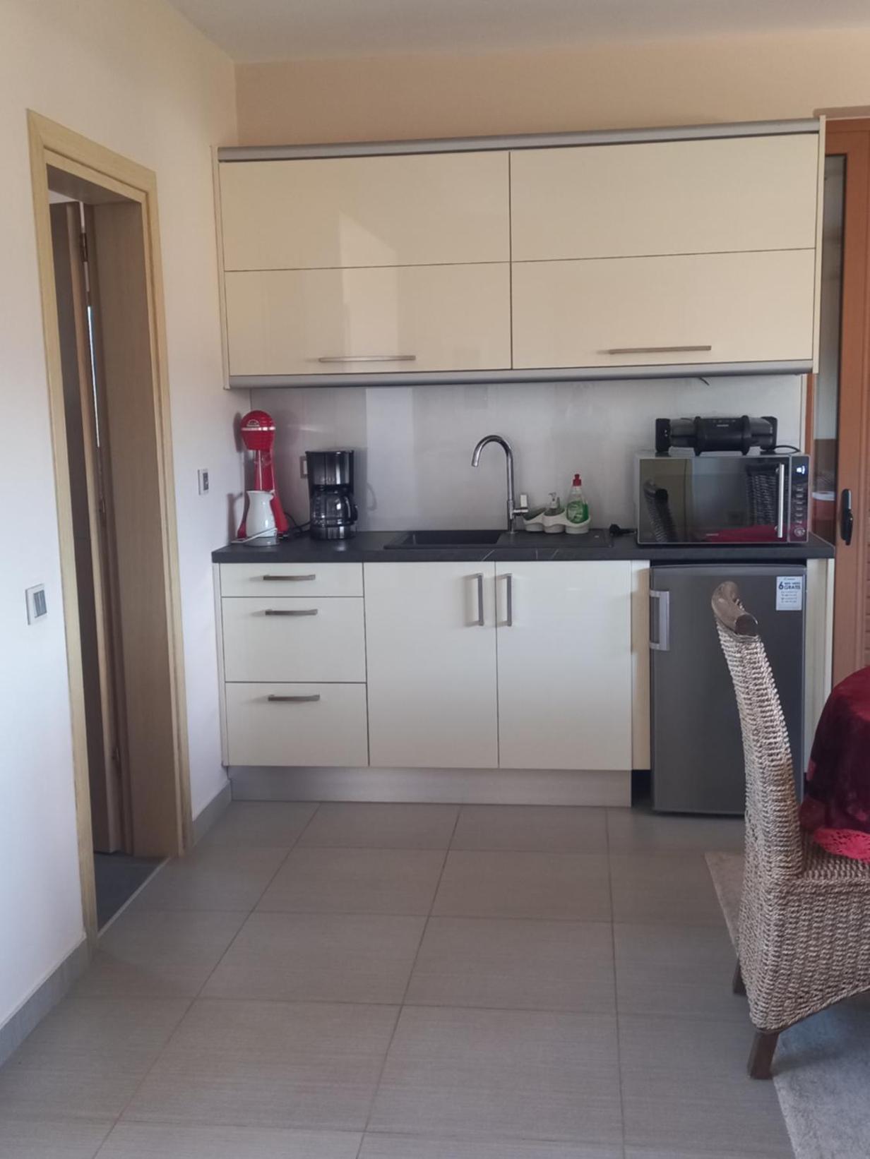 One-Bedroom Apartment - Photo 12