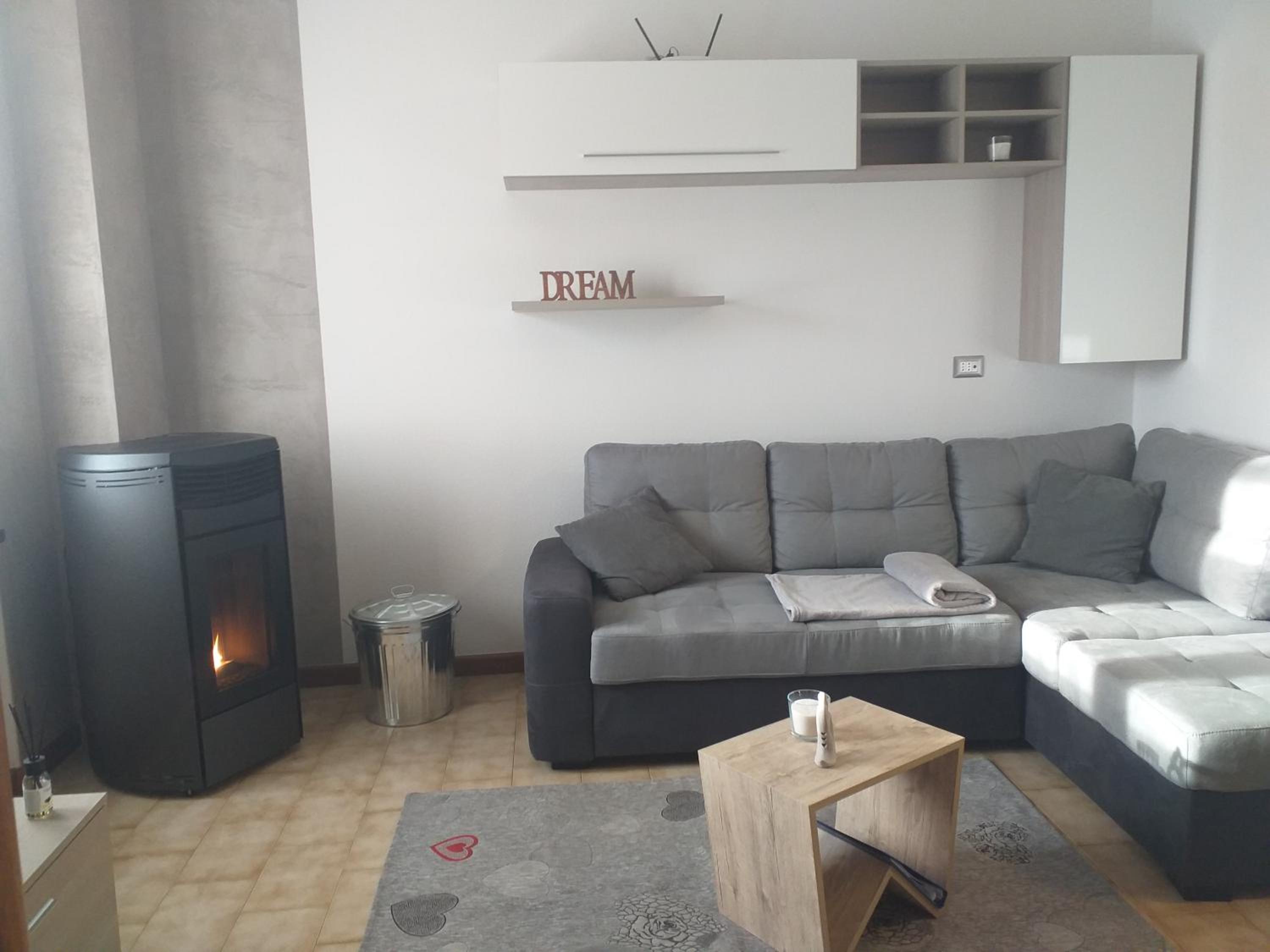 Two-Bedroom House photo 2