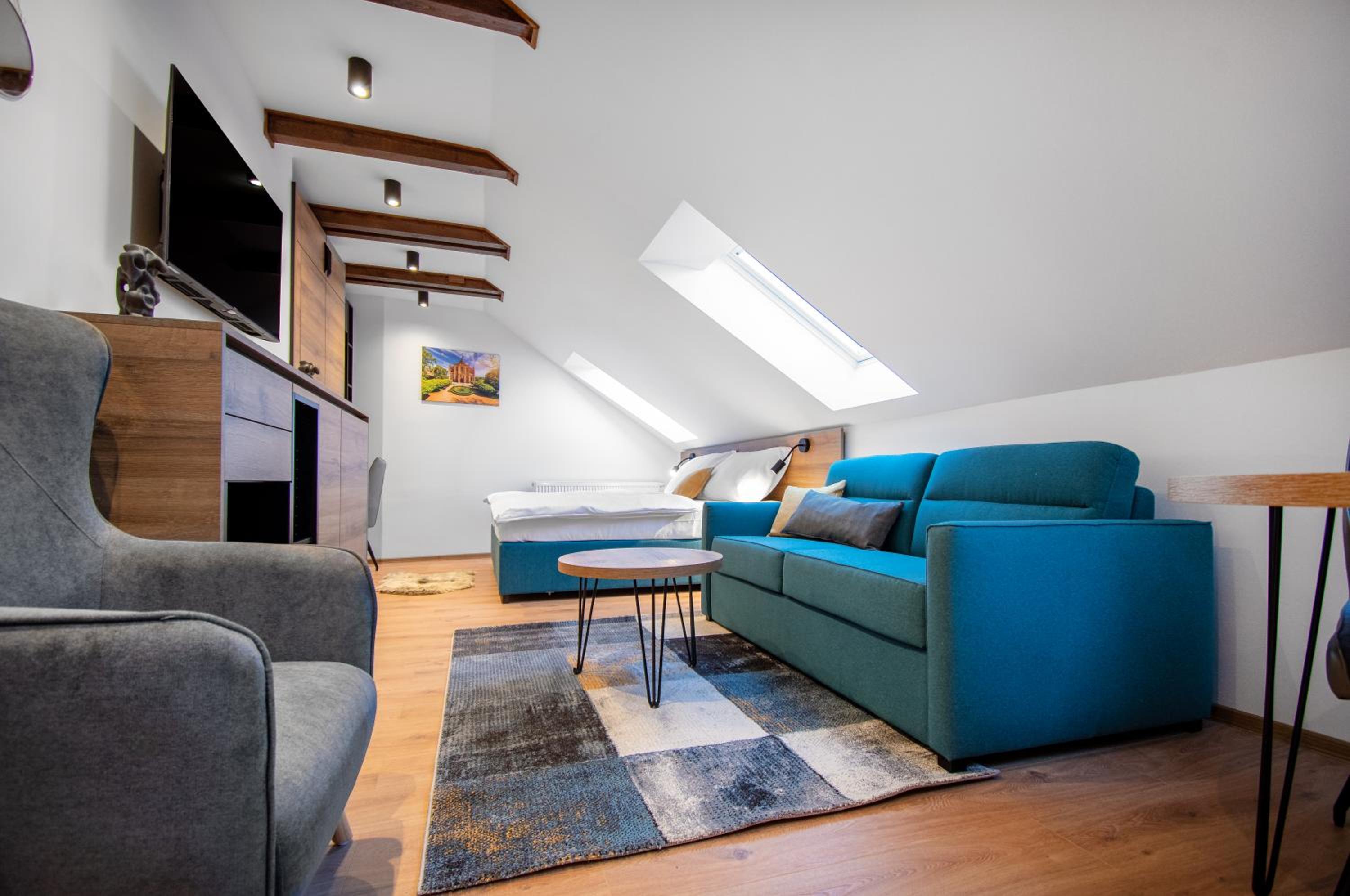 Studio Apartment - Photo 11