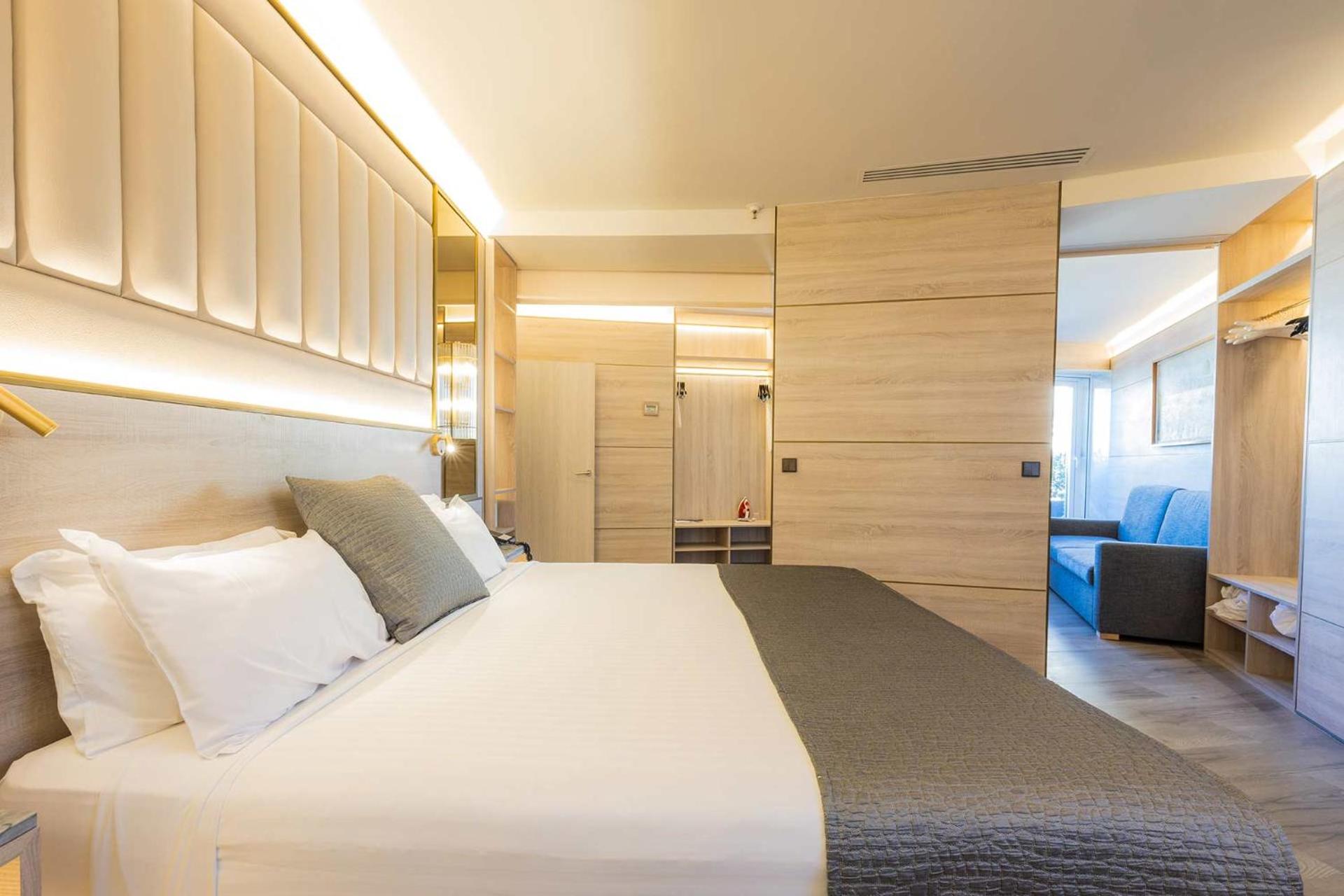 Penthouse Suite