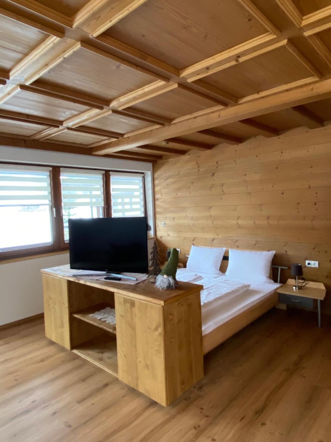 Comfort Apartment with Balcony photo 3